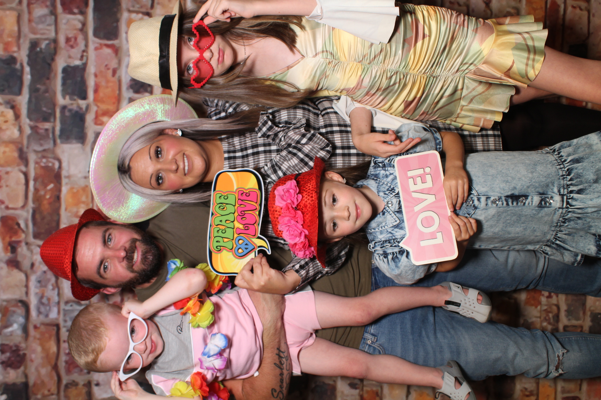 Sarah & Michael | View more photos from the event at gallery.boothtube.co.uk/u/BoothtubeLtd/Sarah-Michael