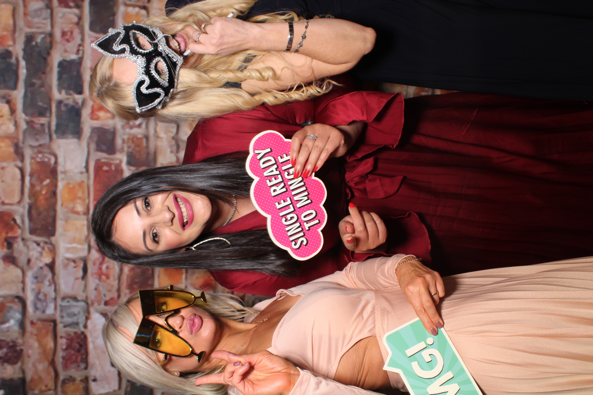 Sarah & Michael | View more photos from the event at gallery.boothtube.co.uk/u/BoothtubeLtd/Sarah-Michael