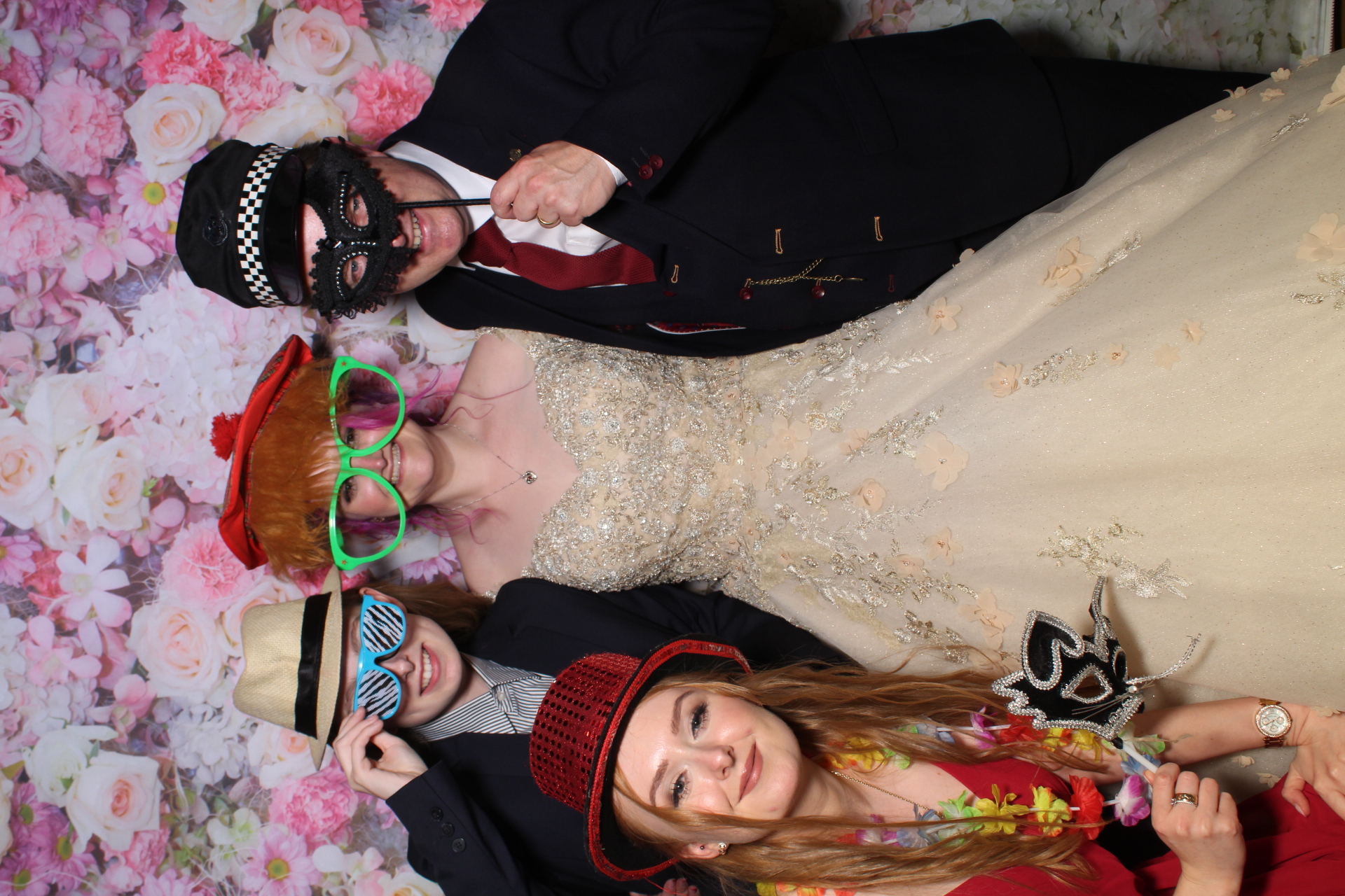 Stephanie & Will | View more photos from the event at gallery.boothtube.co.uk/u/BoothtubeLtd/Stephanie-Will