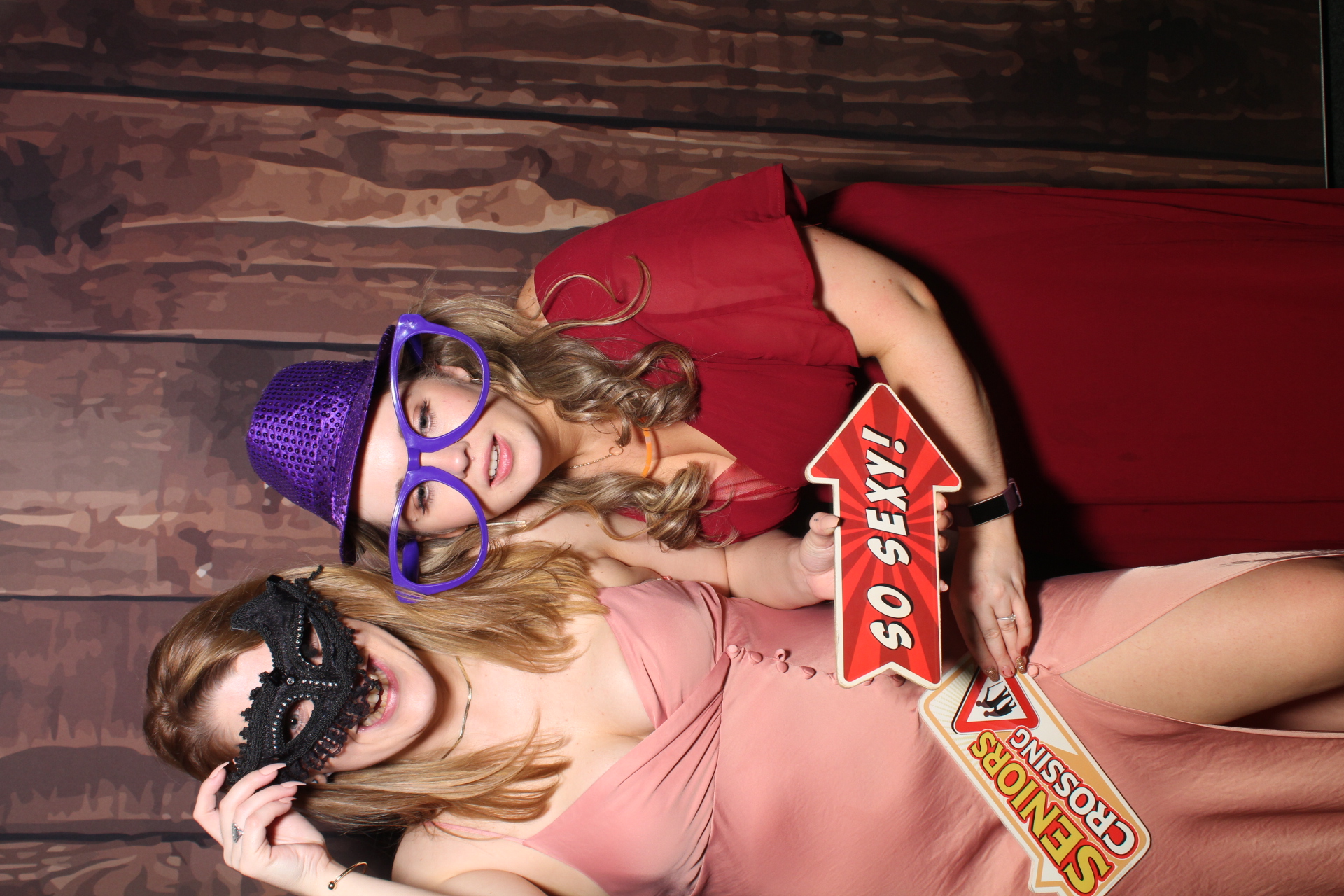 Jess & Elliot's Wedding | View more photos from the event at gallery.boothtube.co.uk/u/BoothtubeLtd/Jess-Elliots-Wedding