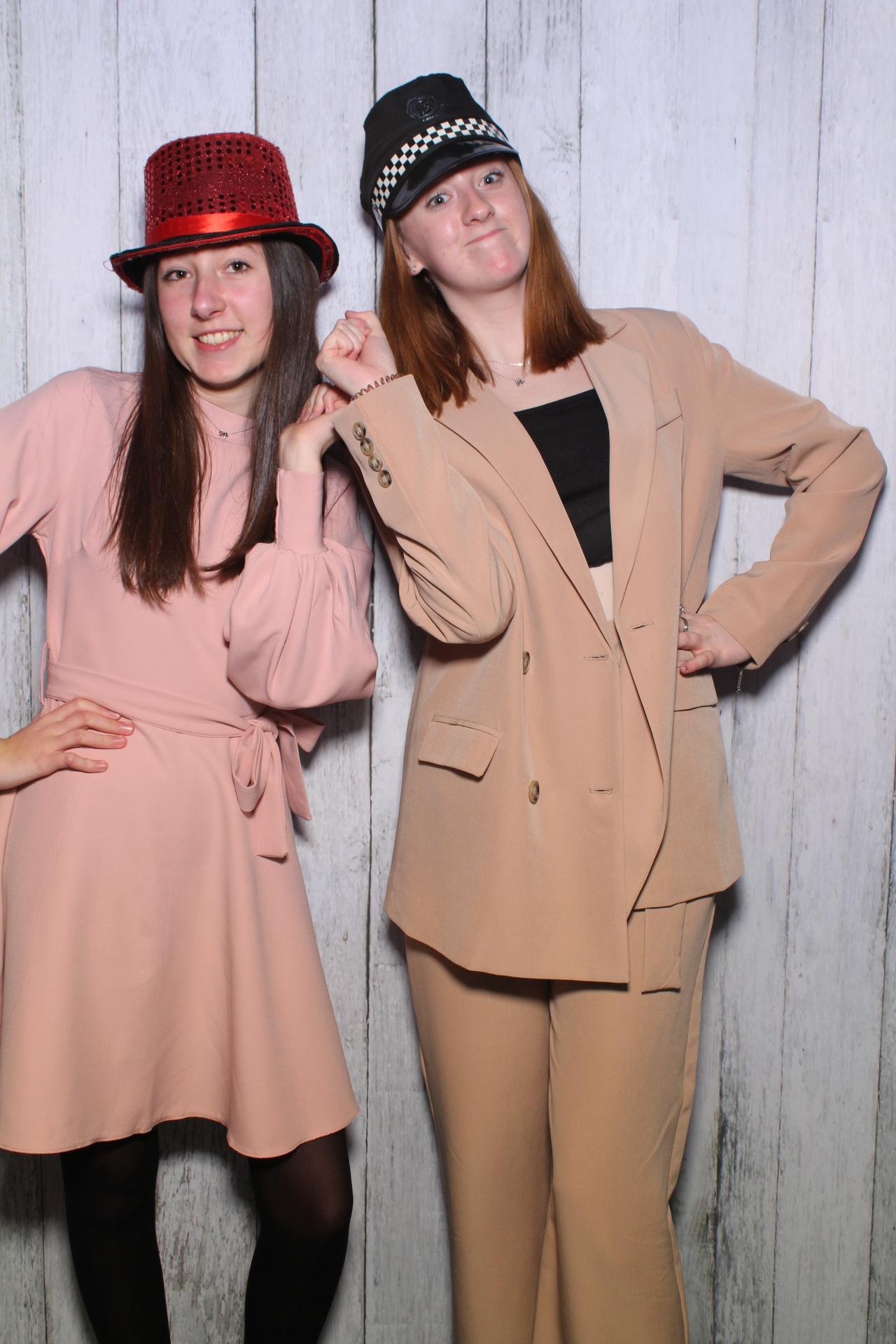 Mr & Mrs Weerdenburg | View more photos from the event at gallery.boothtube.co.uk/u/BoothtubeLtd/Mr-Mrs-Weerdenburg