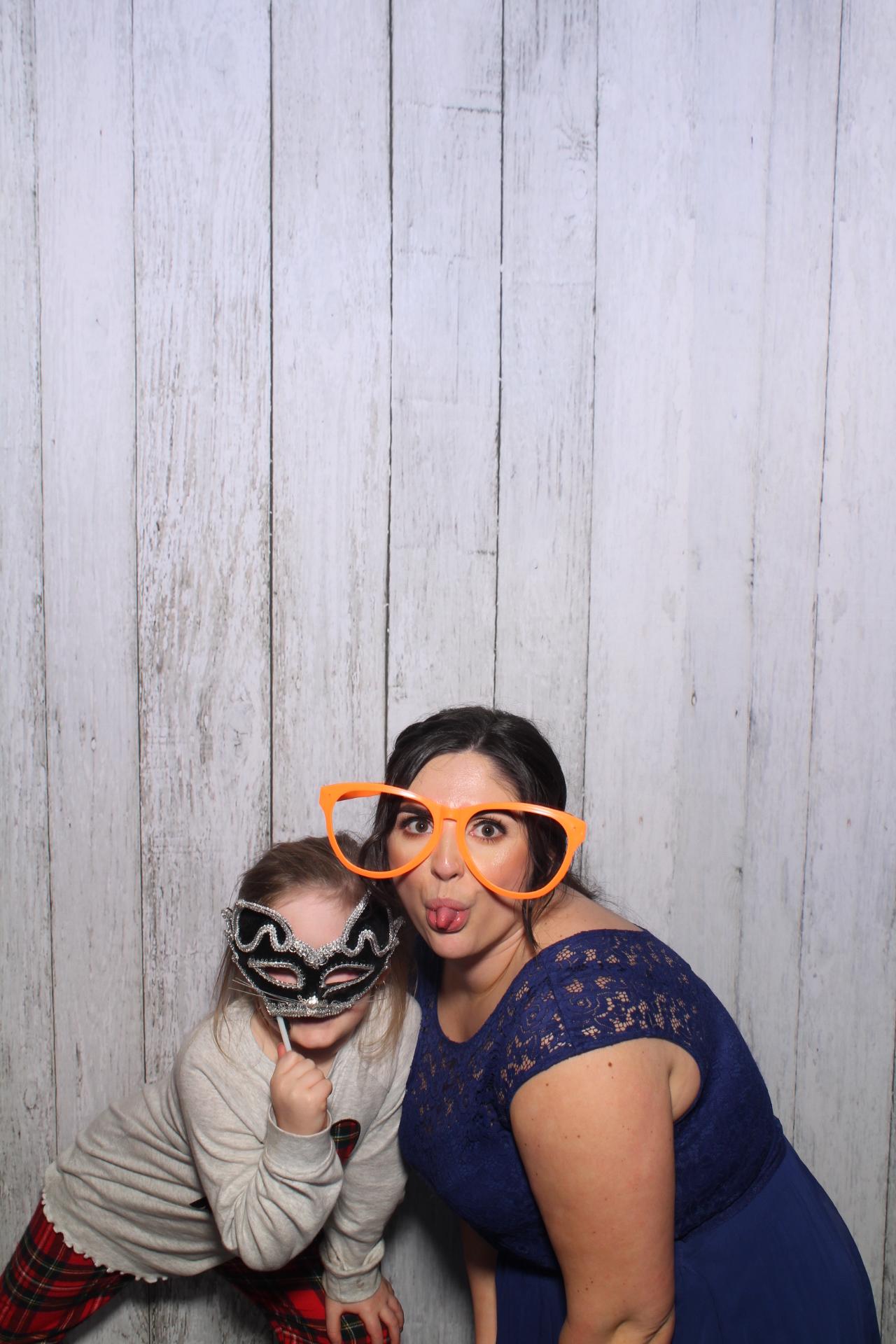 Mr & Mrs Weerdenburg | View more photos from the event at gallery.boothtube.co.uk/u/BoothtubeLtd/Mr-Mrs-Weerdenburg