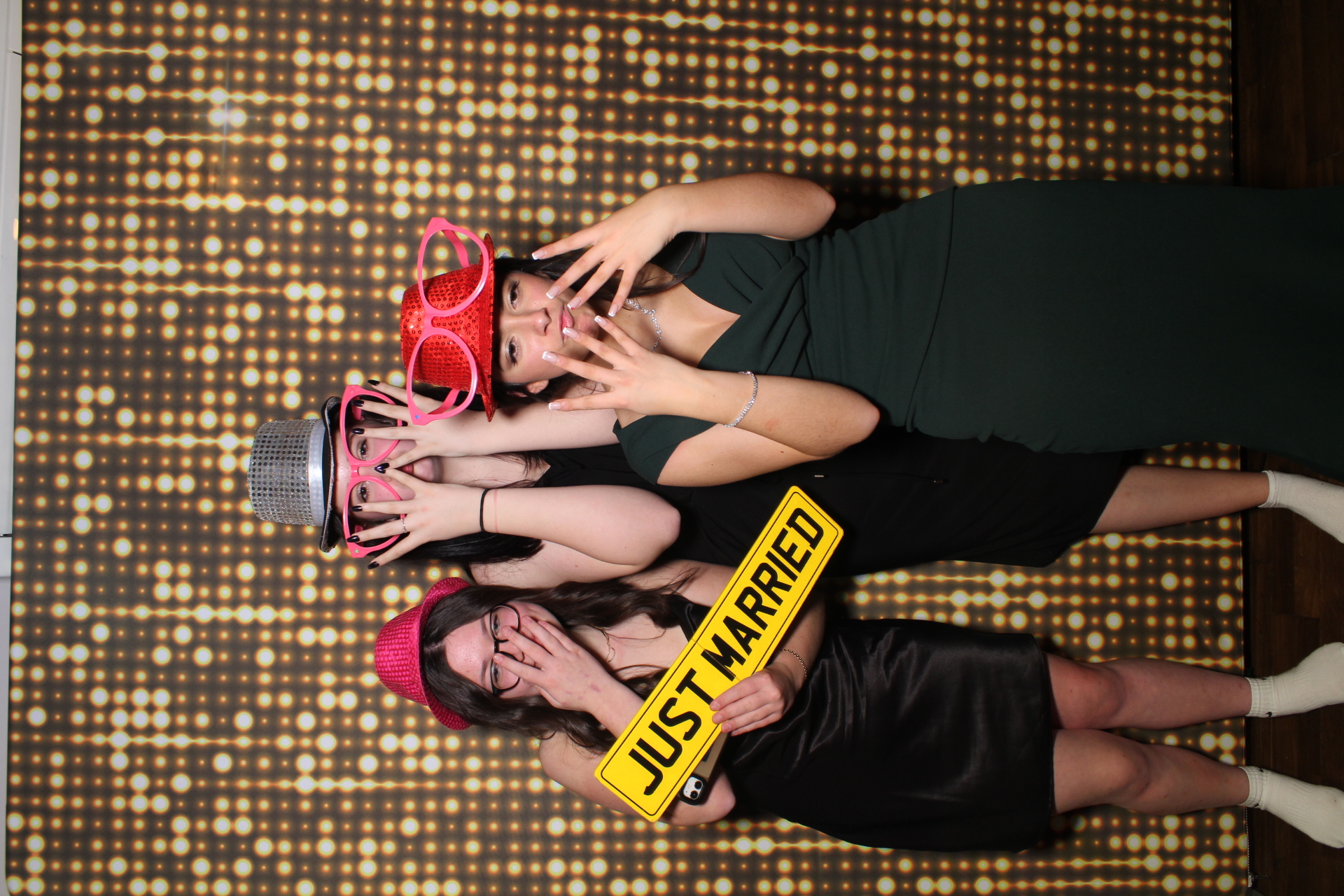 Mr & Mrs Williams | View more photos from the event at gallery.boothtube.co.uk/u/BoothtubeLtd/Mr-Mrs-Williams