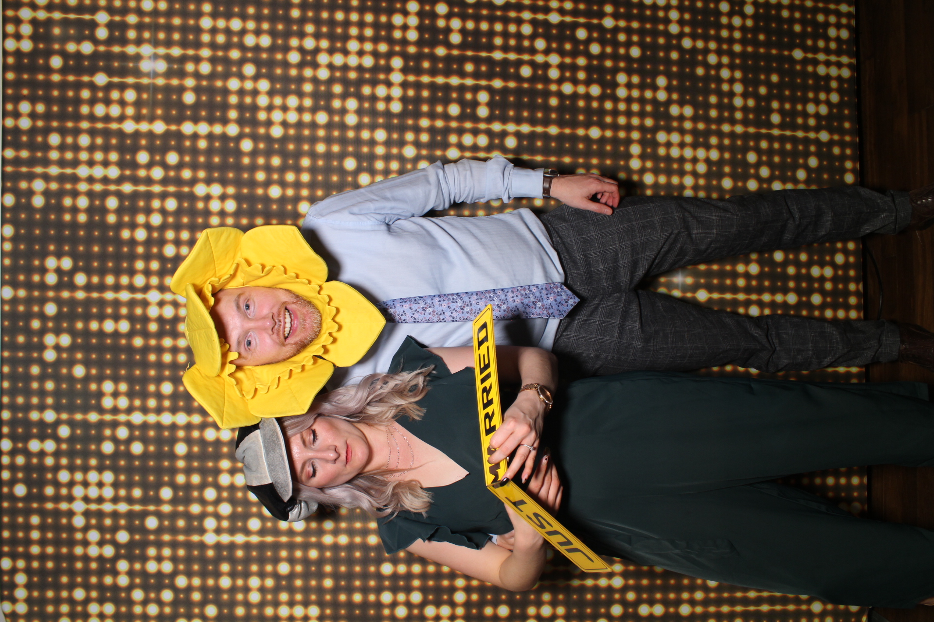 Mr & Mrs Williams | View more photos from the event at gallery.boothtube.co.uk/u/BoothtubeLtd/Mr-Mrs-Williams