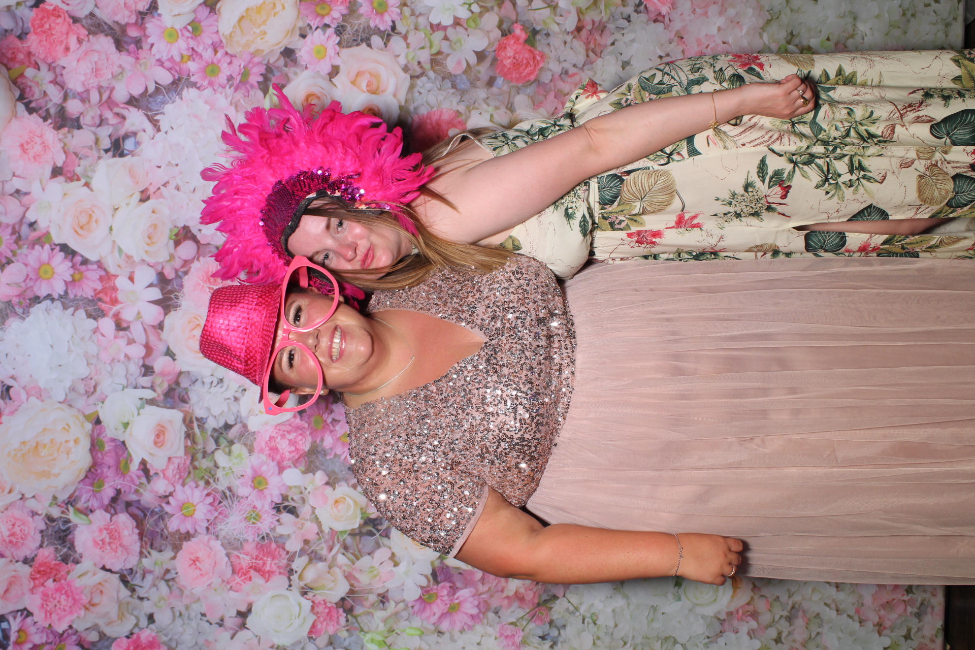 Paul & Samantha's Wedding | View more photos from the event at gallery.boothtube.co.uk/u/BoothtubeLtd/Paul-Samanthas-Wedding