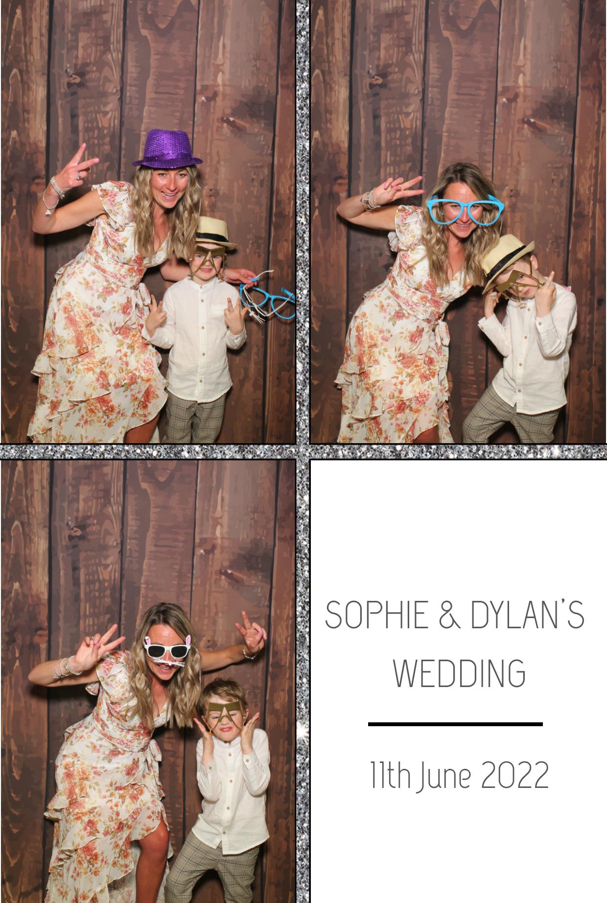 Sophie & Dylan's Wedding | View more photos from the event at gallery.boothtube.co.uk/u/BoothtubeLtd/Sophie-Dylans-Wedding