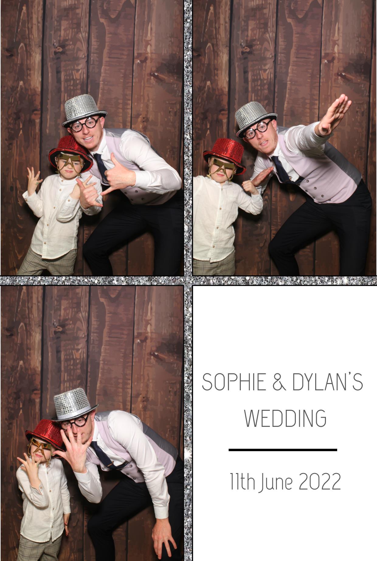 Sophie & Dylan's Wedding | View more photos from the event at gallery.boothtube.co.uk/u/BoothtubeLtd/Sophie-Dylans-Wedding