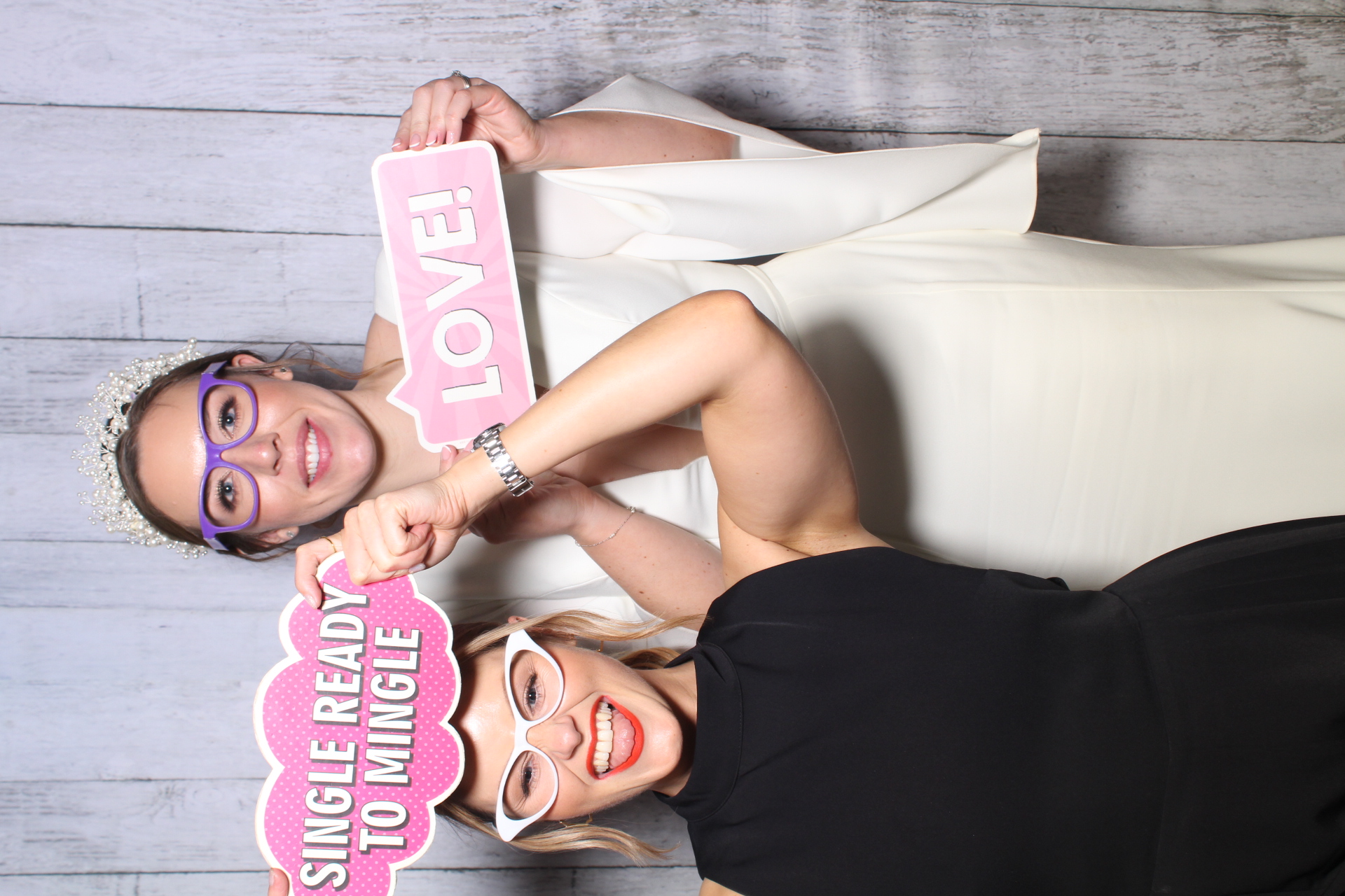 Alex & Ashley's Wedding | View more photos from the event at gallery.boothtube.co.uk/u/BoothtubeLtd/Alex-Ashleys-Wedding