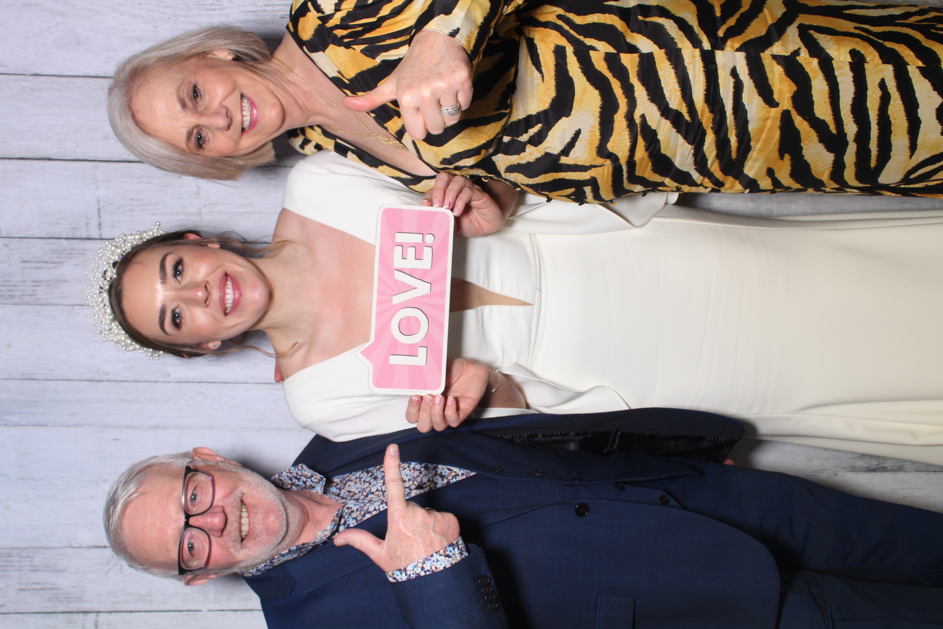 Alex & Ashley's Wedding | View more photos from the event at gallery.boothtube.co.uk/u/BoothtubeLtd/Alex-Ashleys-Wedding