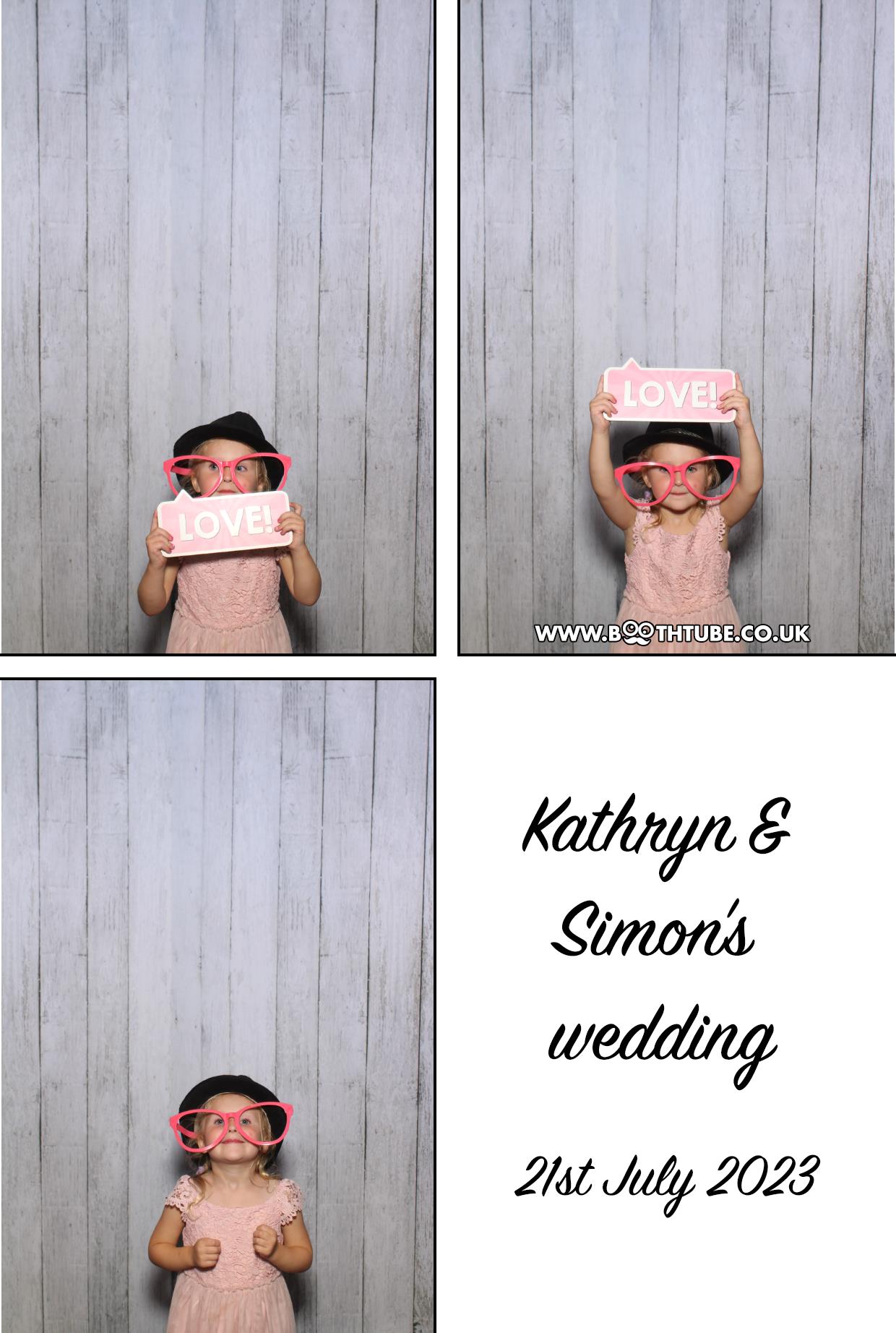 Kathryn & Simon's Wedding | View more photos from the event at gallery.boothtube.co.uk/u/BoothtubeLtd/Kathryn-Simons-Wedding