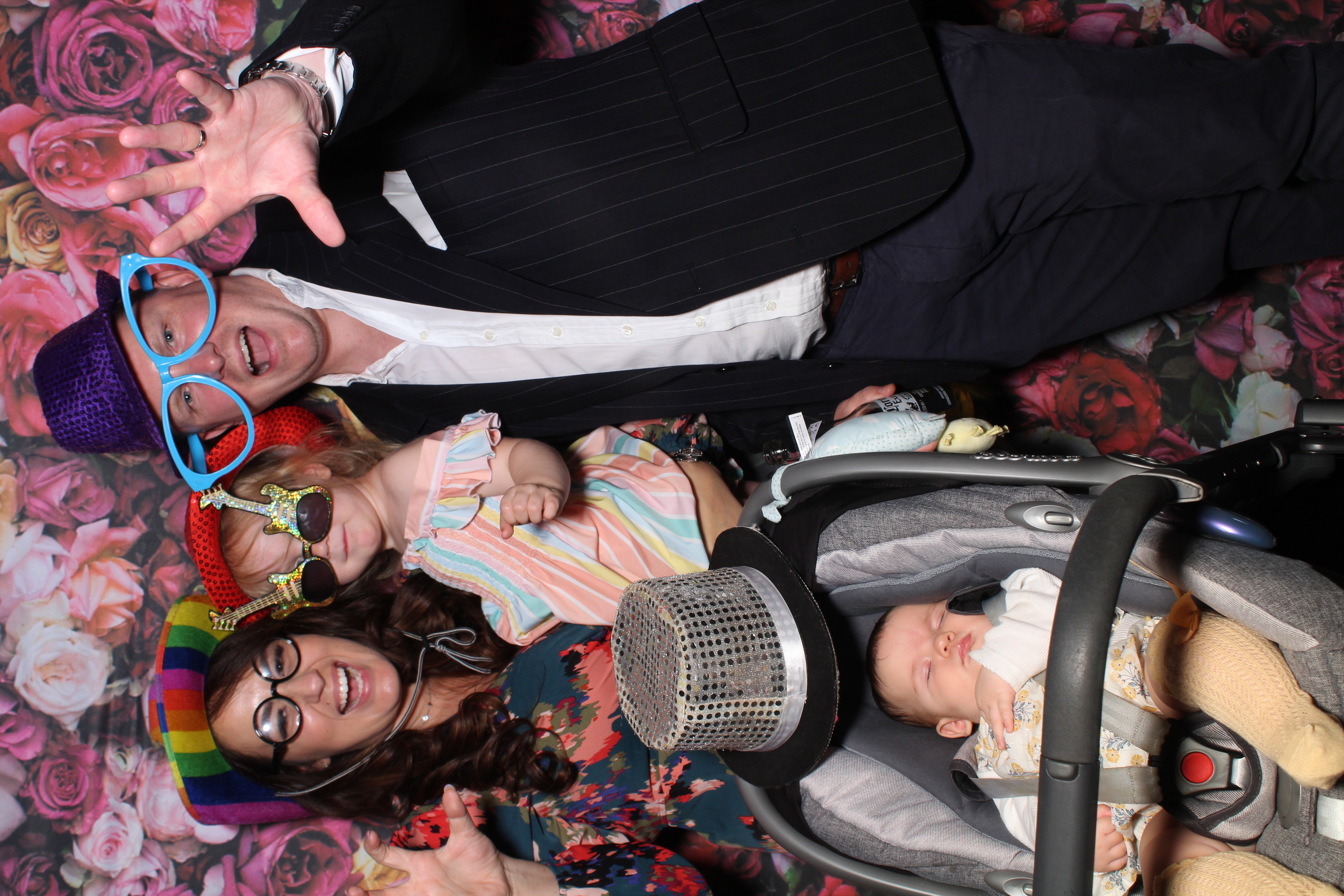 Misha & Sadie's Wedding | View more photos from the event at gallery.boothtube.co.uk/u/BoothtubeLtd/Misha-Sadies-Wedding