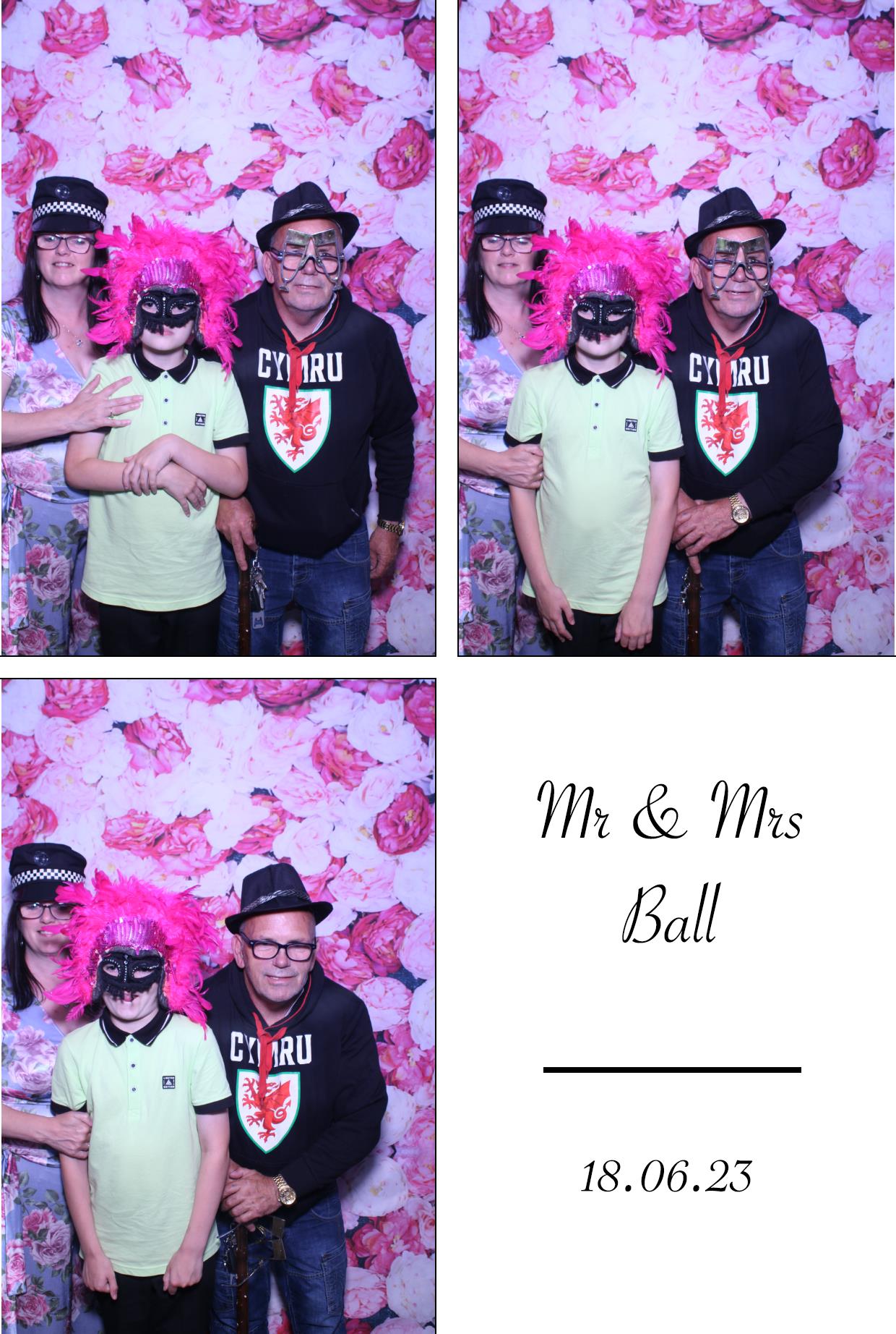 Mr & Mrs Ball's Wedding | View more photos from the event at gallery.boothtube.co.uk/u/BoothtubeLtd/Mr-Mrs-Balls-Wedding