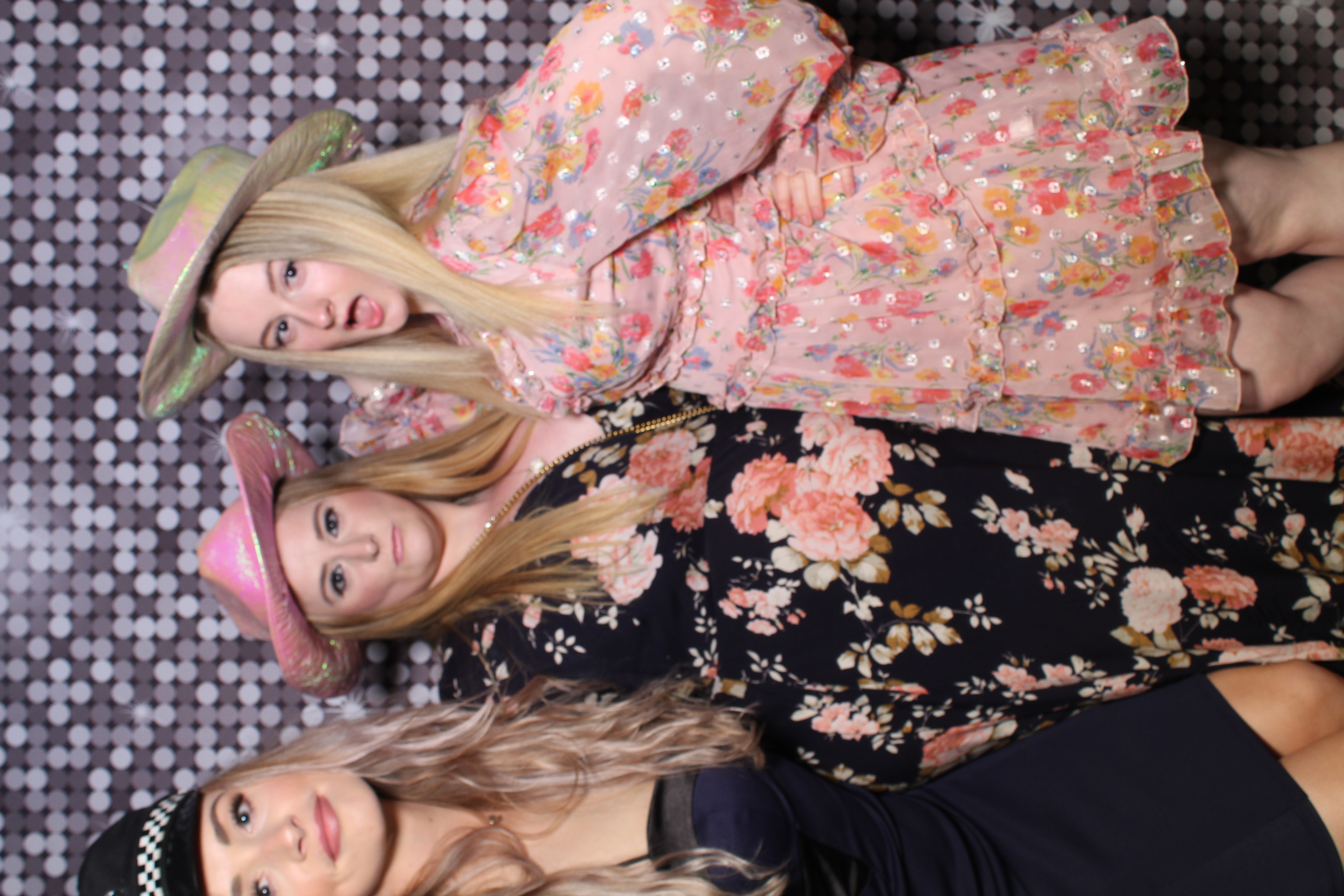 Holly & Jord's Wedding Party | View more photos from the event at gallery.boothtube.co.uk/u/BoothtubeLtd/Holly-Jords-Wedding-Party