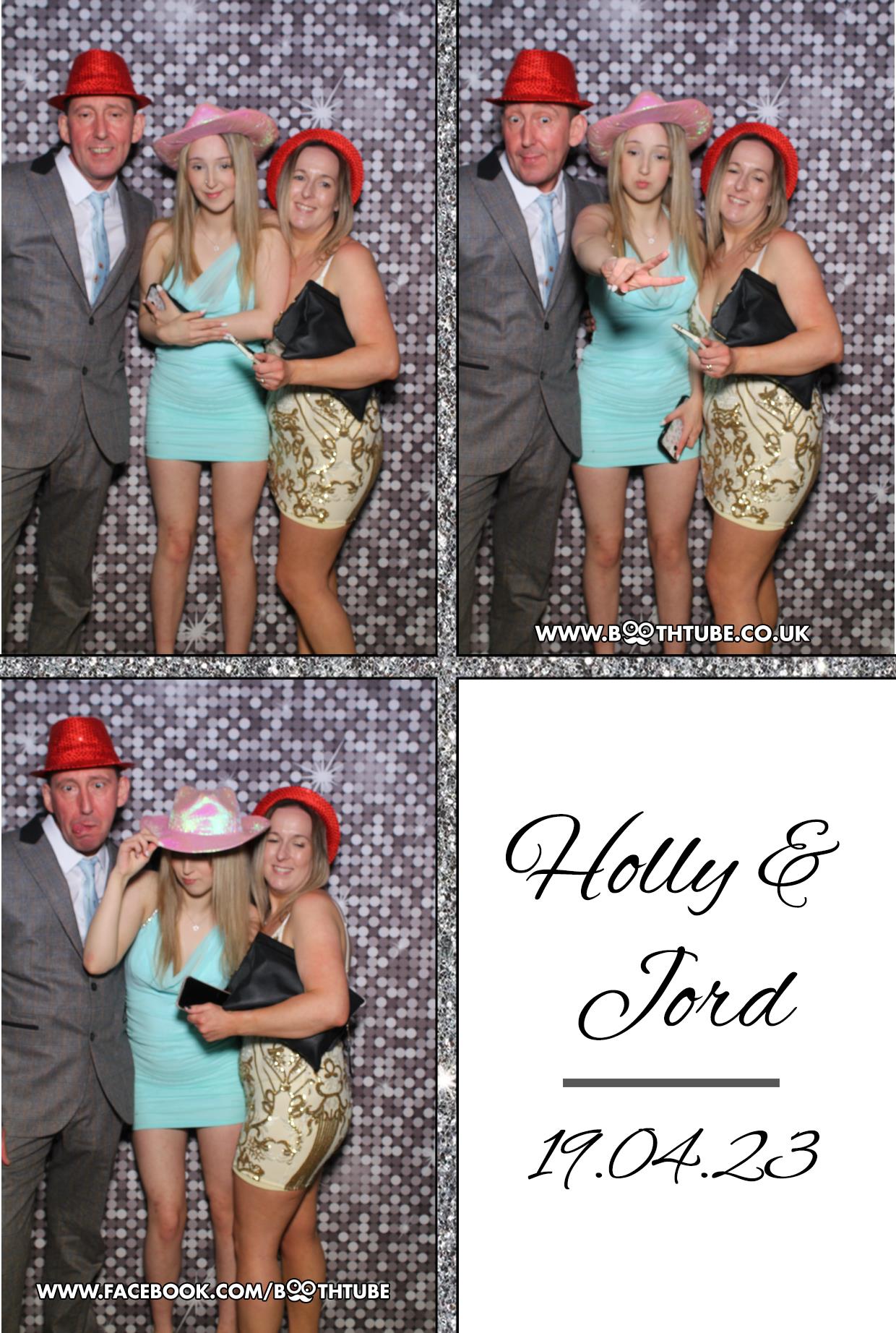 Holly & Jord's Wedding Party | View more photos from the event at gallery.boothtube.co.uk/u/BoothtubeLtd/Holly-Jords-Wedding-Party