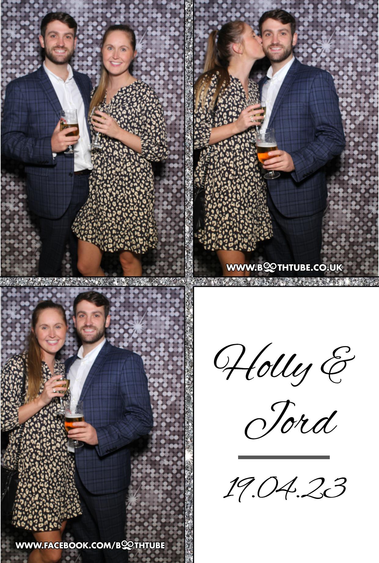 Holly & Jord's Wedding Party | View more photos from the event at gallery.boothtube.co.uk/u/BoothtubeLtd/Holly-Jords-Wedding-Party