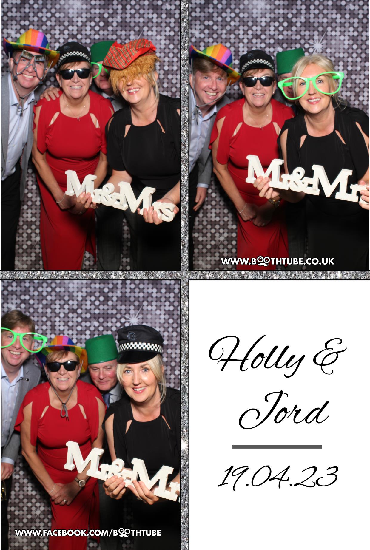 Holly & Jord's Wedding Party | View more photos from the event at gallery.boothtube.co.uk/u/BoothtubeLtd/Holly-Jords-Wedding-Party