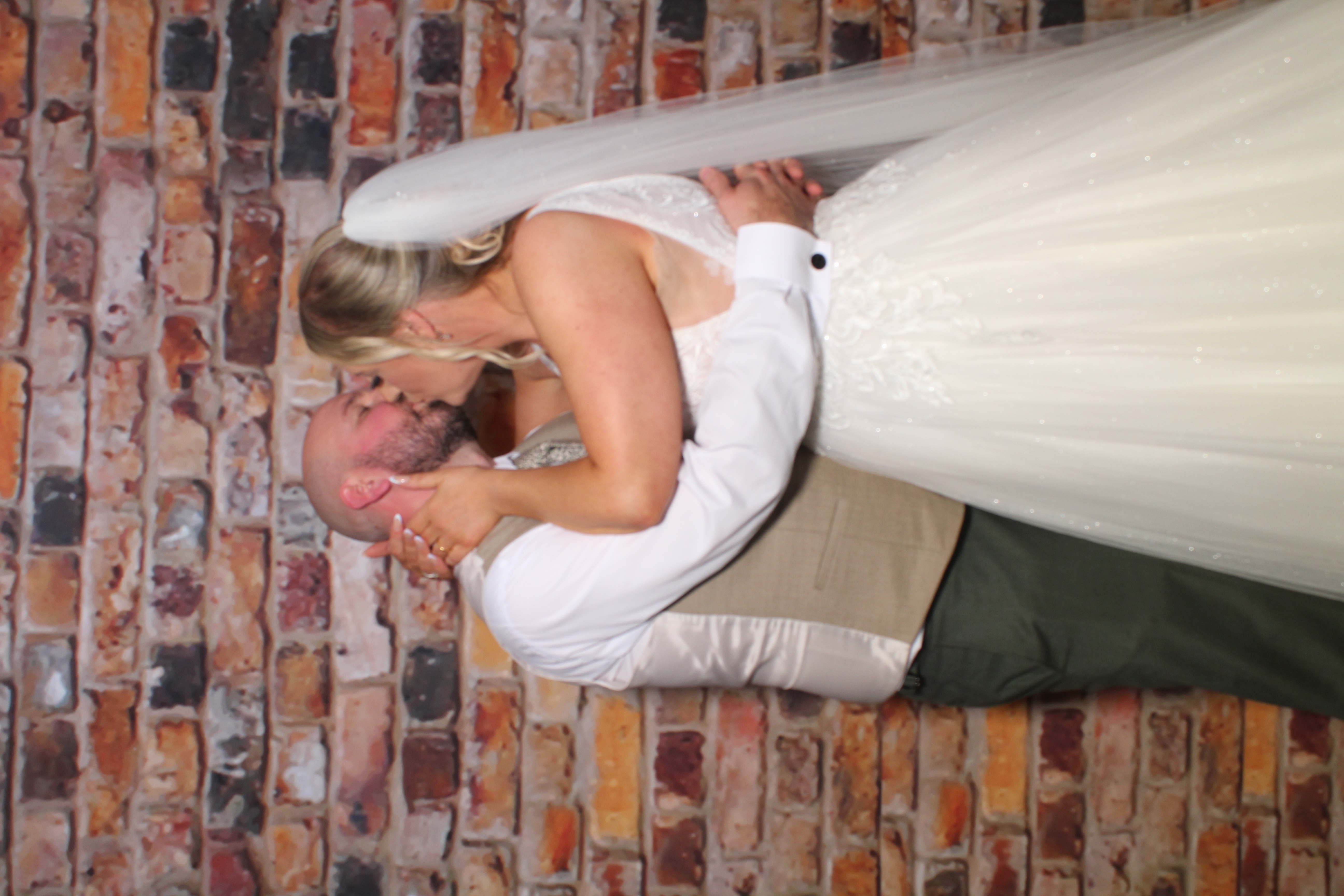 Lisa & Andrew's Wedding | View more photos from the event at gallery.boothtube.co.uk/u/BoothtubeLtd/Lisa-Andrews-Wedding