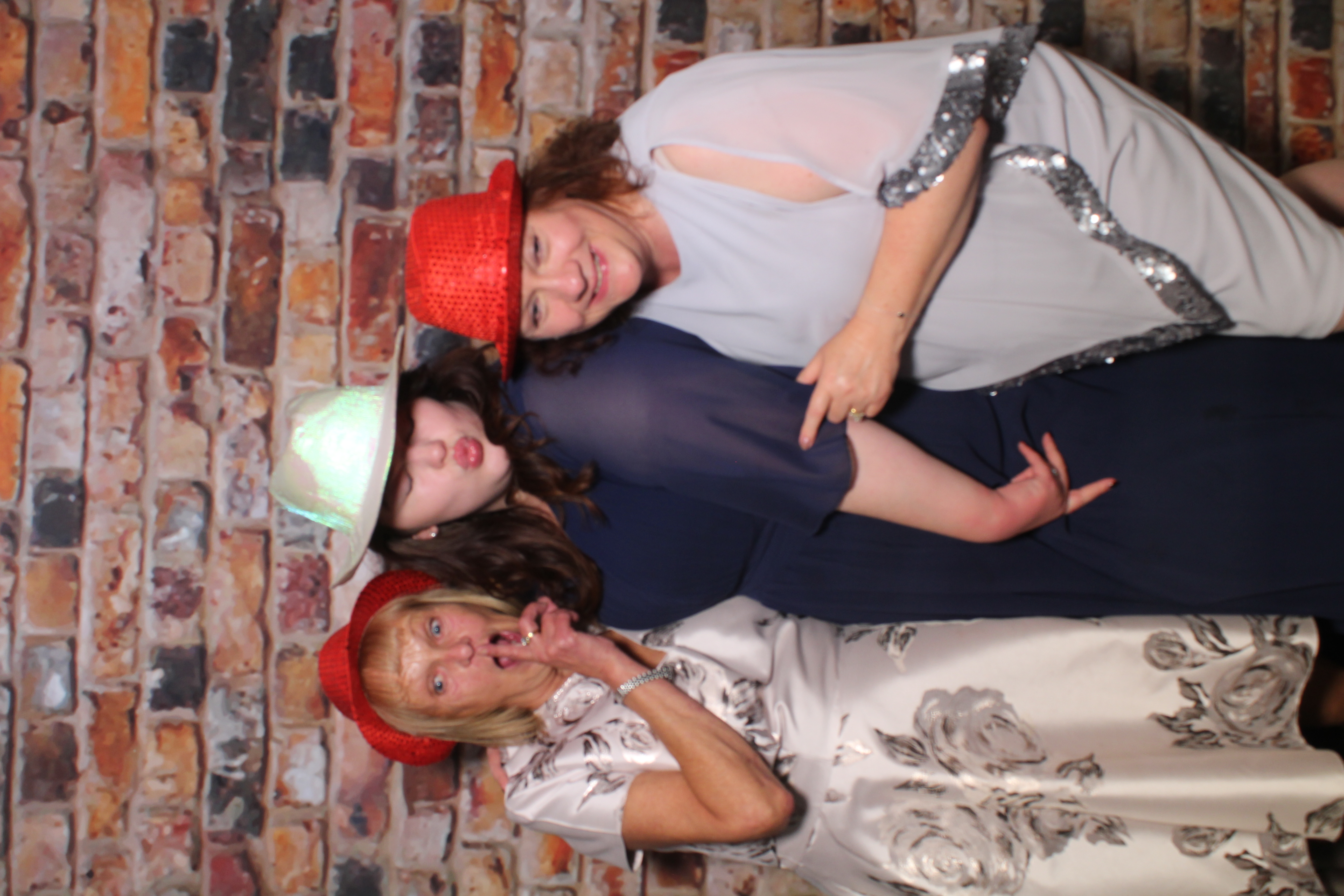 Lisa & Andrew's Wedding | View more photos from the event at gallery.boothtube.co.uk/u/BoothtubeLtd/Lisa-Andrews-Wedding