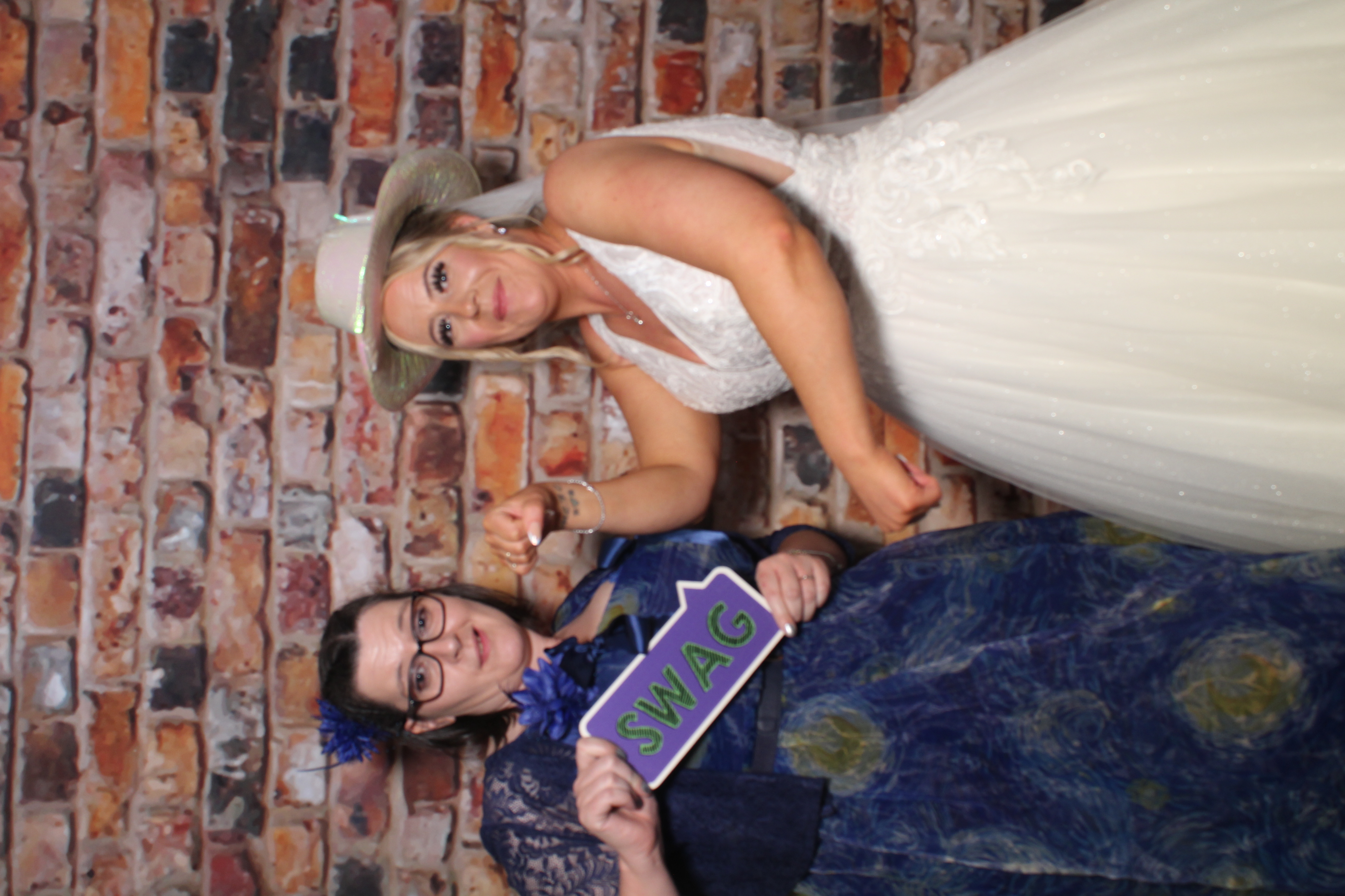 Lisa & Andrew's Wedding | View more photos from the event at gallery.boothtube.co.uk/u/BoothtubeLtd/Lisa-Andrews-Wedding