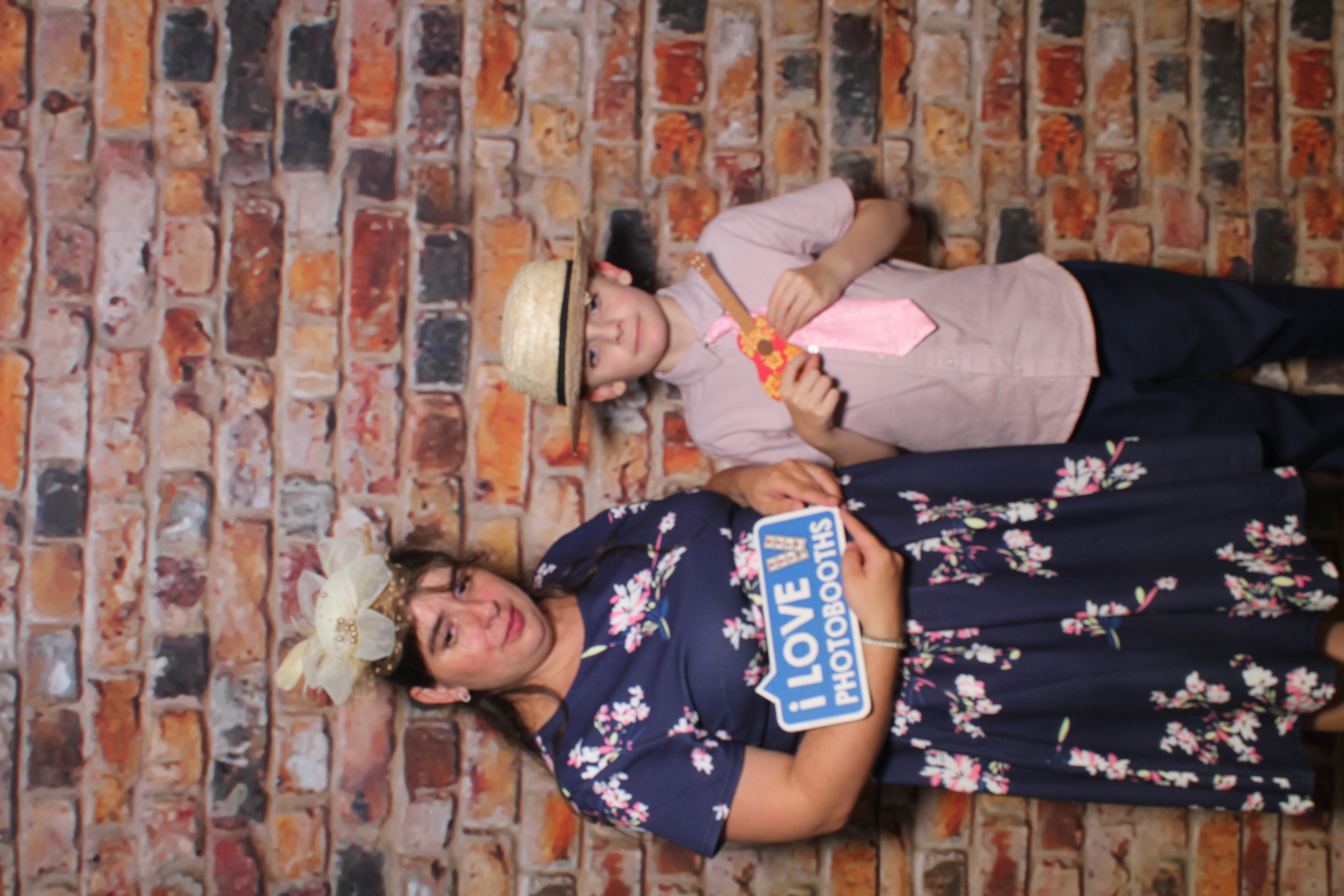 Lisa & Andrew's Wedding | View more photos from the event at gallery.boothtube.co.uk/u/BoothtubeLtd/Lisa-Andrews-Wedding