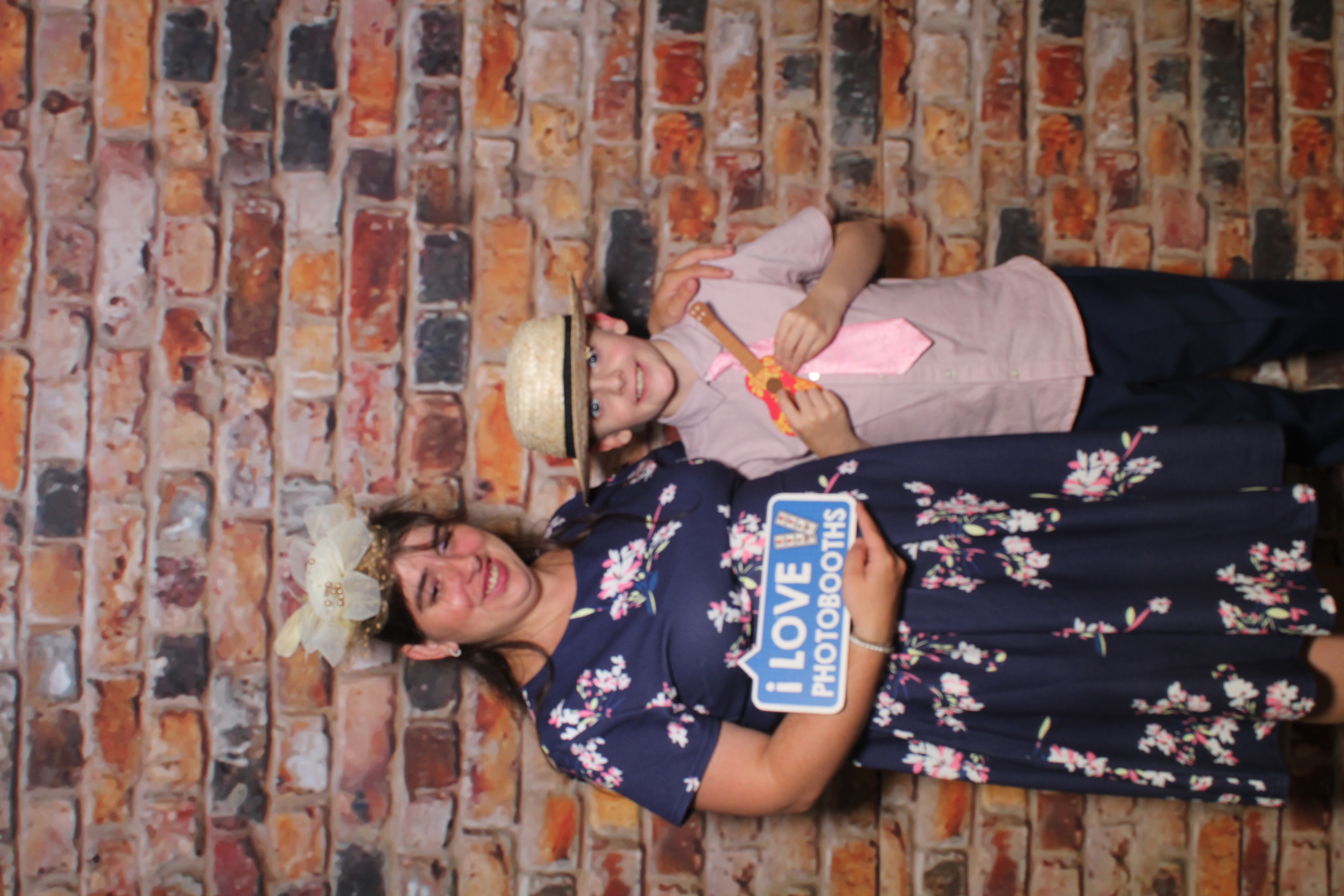 Lisa & Andrew's Wedding | View more photos from the event at gallery.boothtube.co.uk/u/BoothtubeLtd/Lisa-Andrews-Wedding