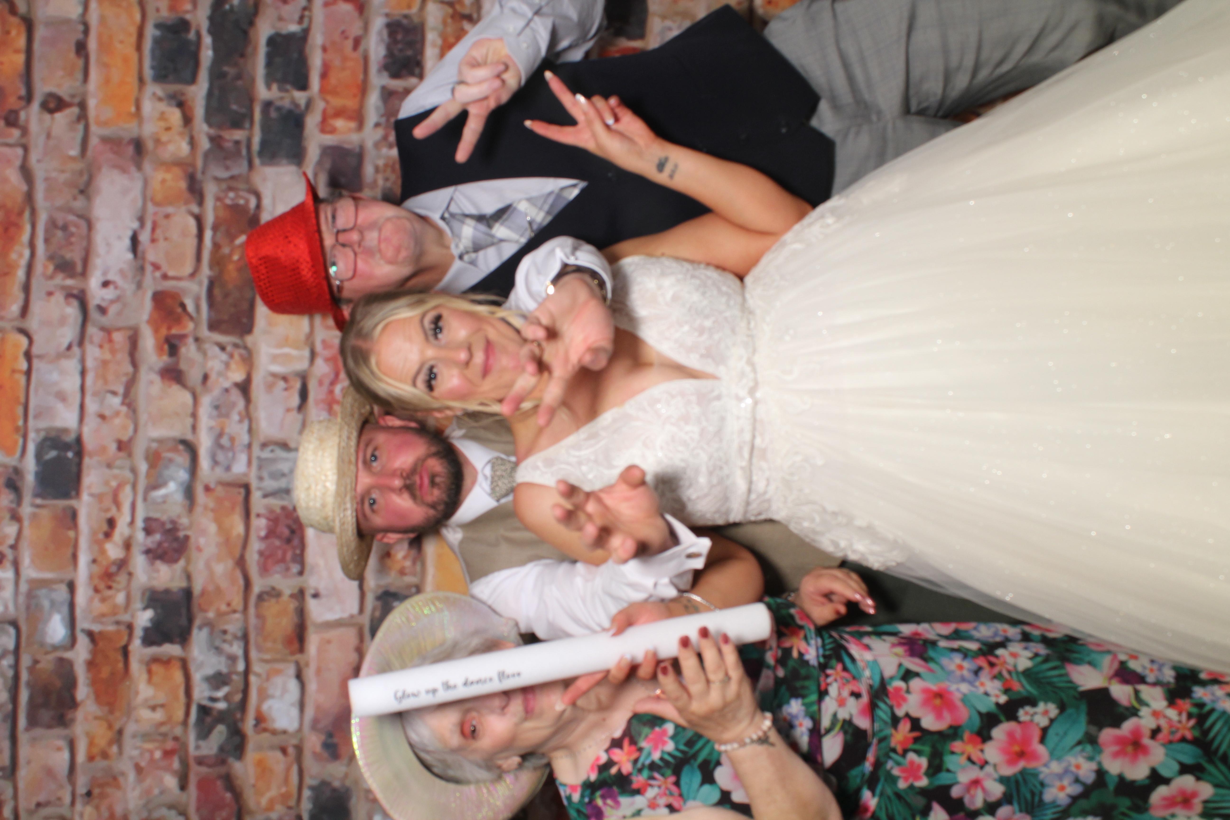 Lisa & Andrew's Wedding | View more photos from the event at gallery.boothtube.co.uk/u/BoothtubeLtd/Lisa-Andrews-Wedding