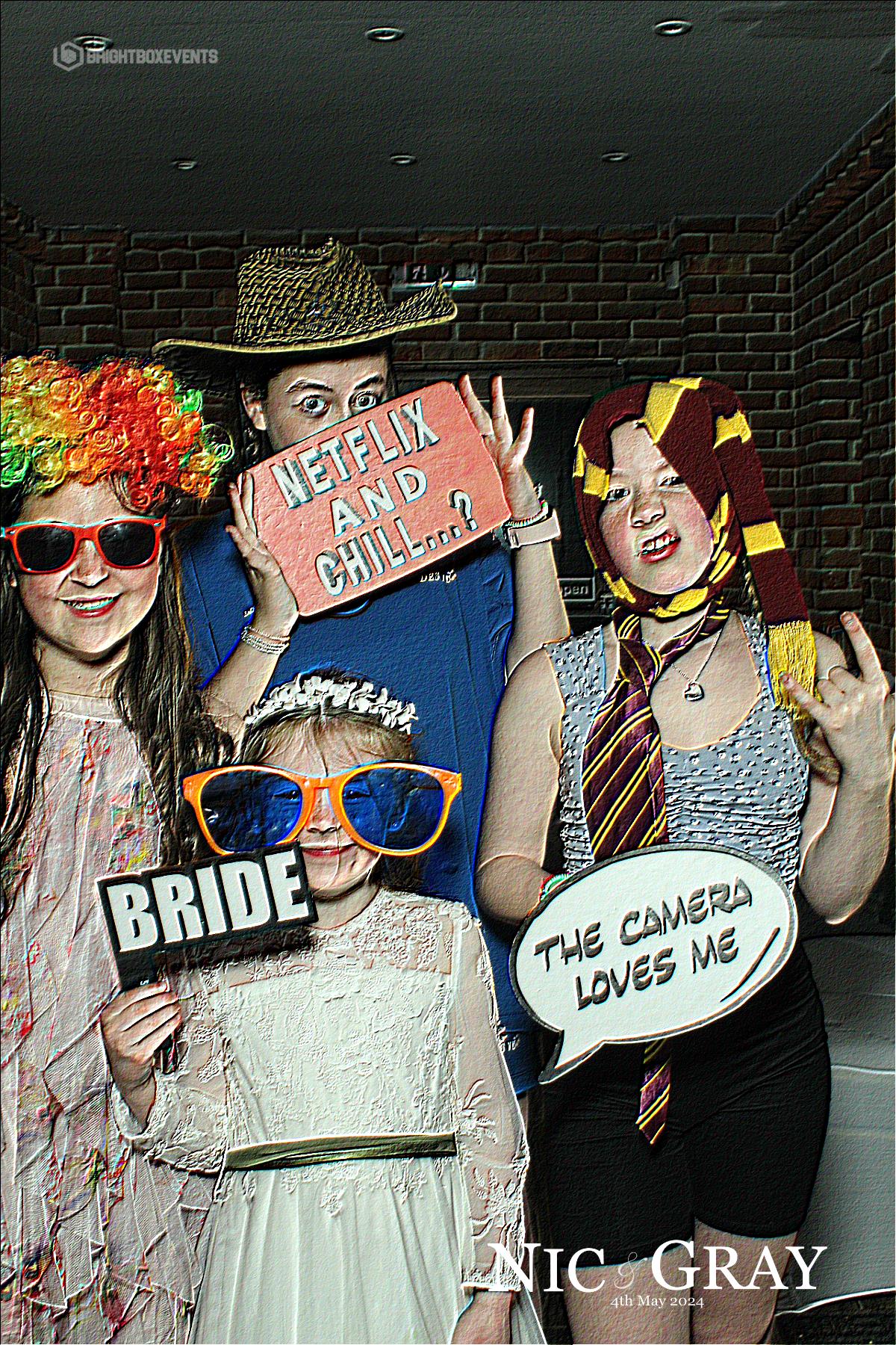 Nic & Gray | View more photos from the event at gallery.brightboxevents.co.uk/u/BrightBoxEvents/Nic-Gray