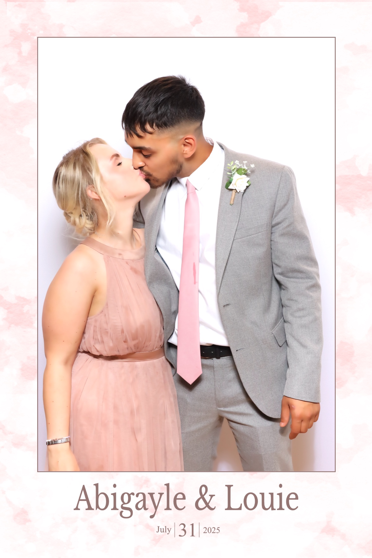 Abi & Louie | View more photos from the event at gallery.brightboxevents.co.uk/u/BrightBoxEvents/Abi-Louie