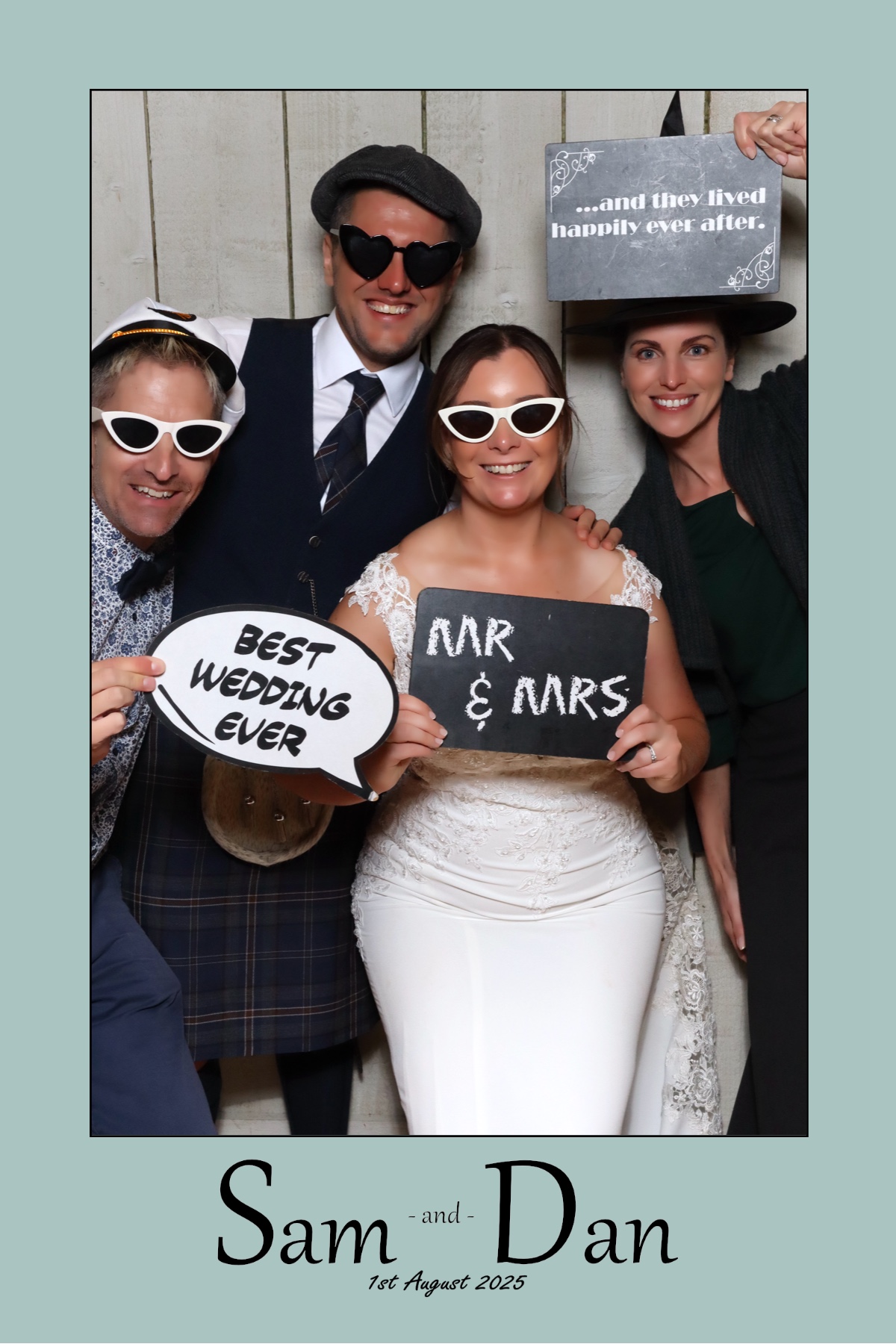 Sam & Dan | View more photos from the event at gallery.brightboxevents.co.uk/u/BrightBoxEvents/Sam-Dan
