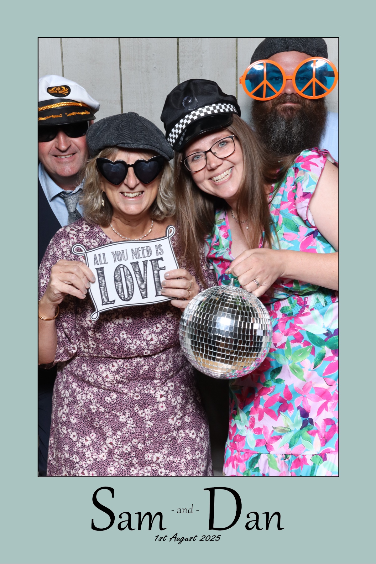 Sam & Dan | View more photos from the event at gallery.brightboxevents.co.uk/u/BrightBoxEvents/Sam-Dan