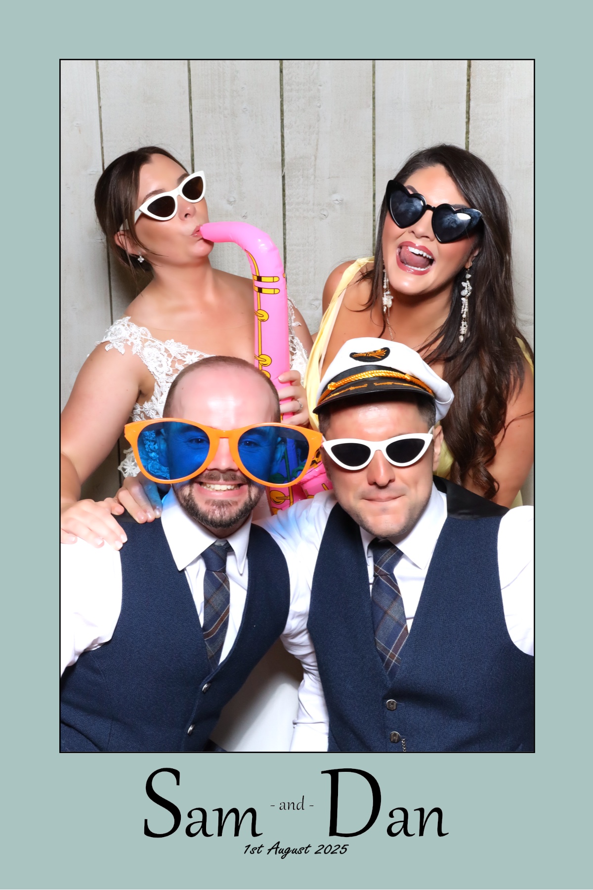 Sam & Dan | View more photos from the event at gallery.brightboxevents.co.uk/u/BrightBoxEvents/Sam-Dan