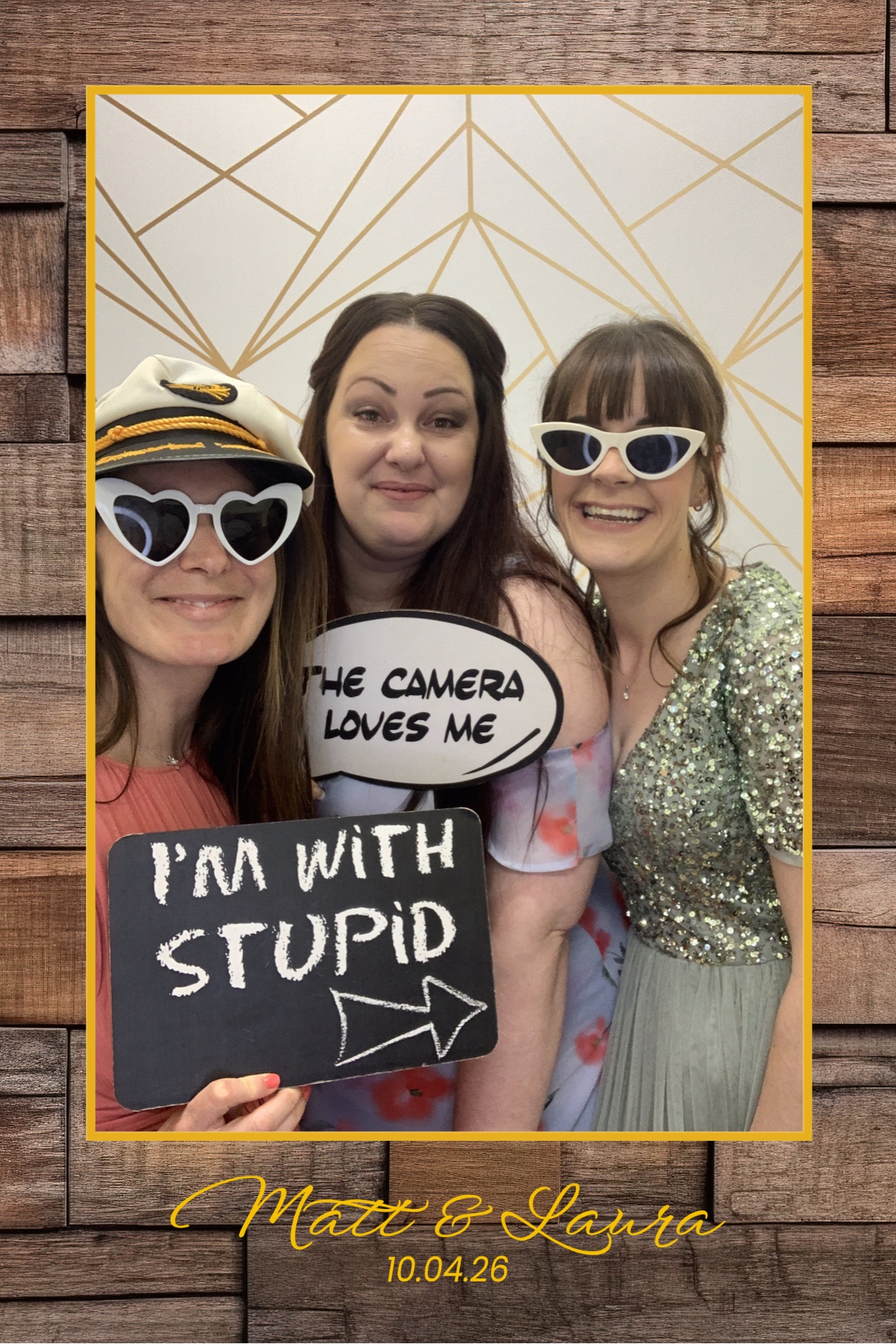 Matt & Laura | View more photos from the event at gallery.brightboxevents.co.uk/u/BrightBoxEvents/Matt-Laura