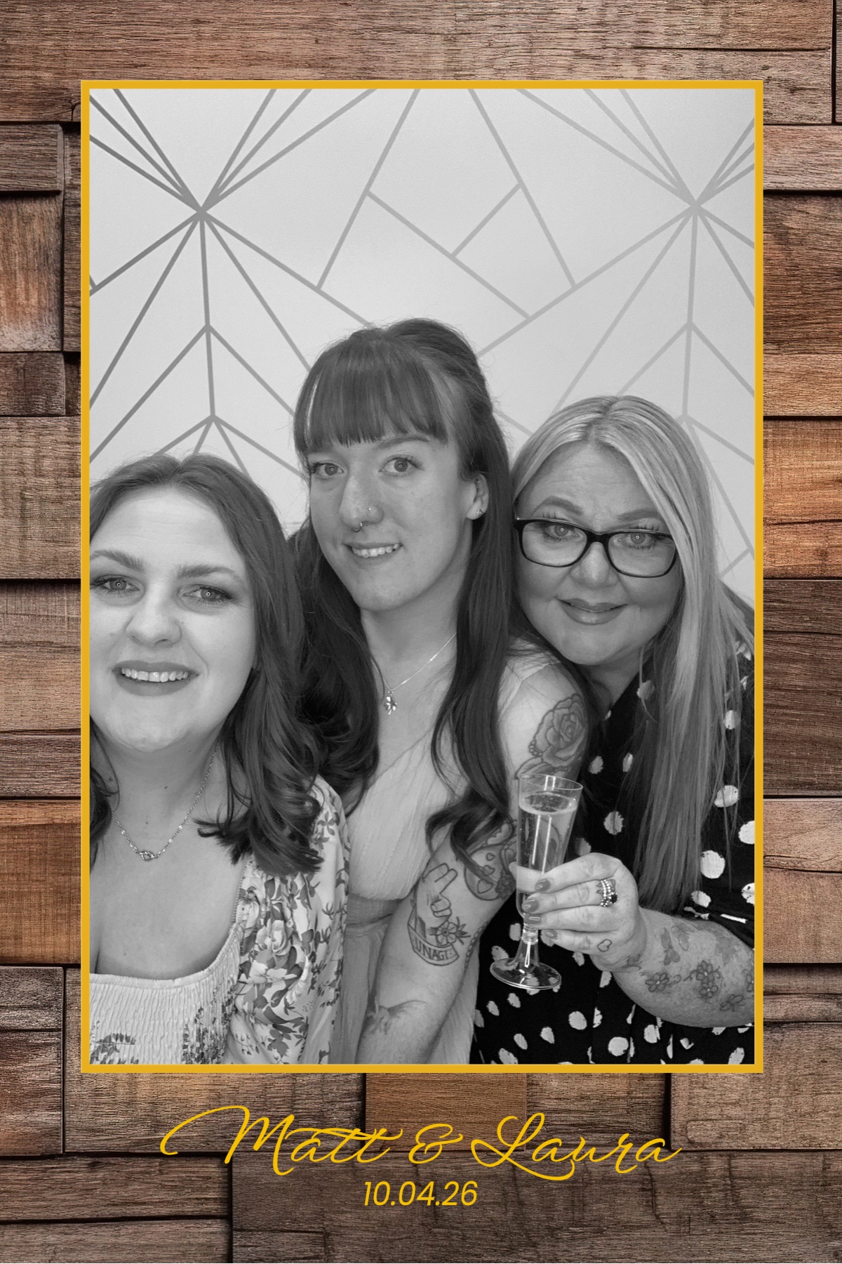 Matt & Laura | View more photos from the event at gallery.brightboxevents.co.uk/u/BrightBoxEvents/Matt-Laura