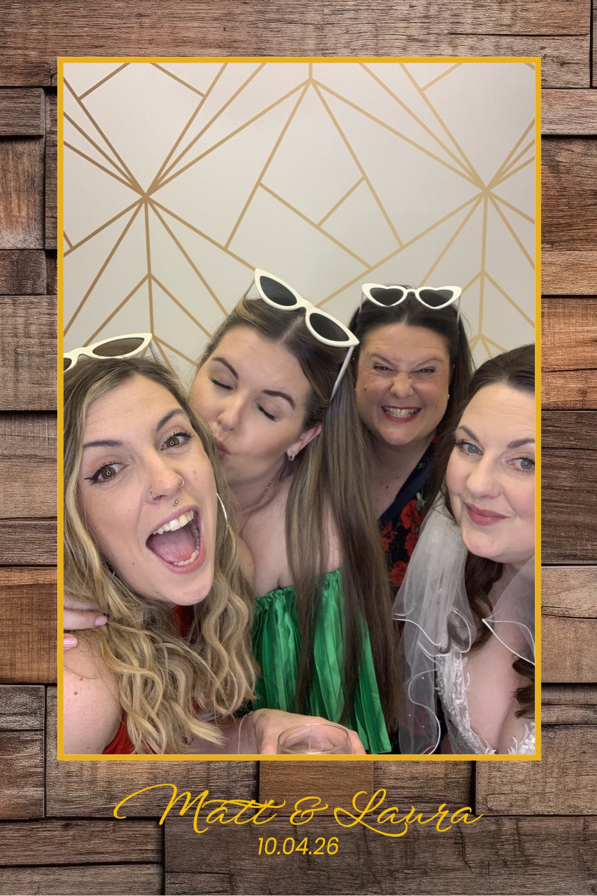 Matt & Laura | View more photos from the event at gallery.brightboxevents.co.uk/u/BrightBoxEvents/Matt-Laura