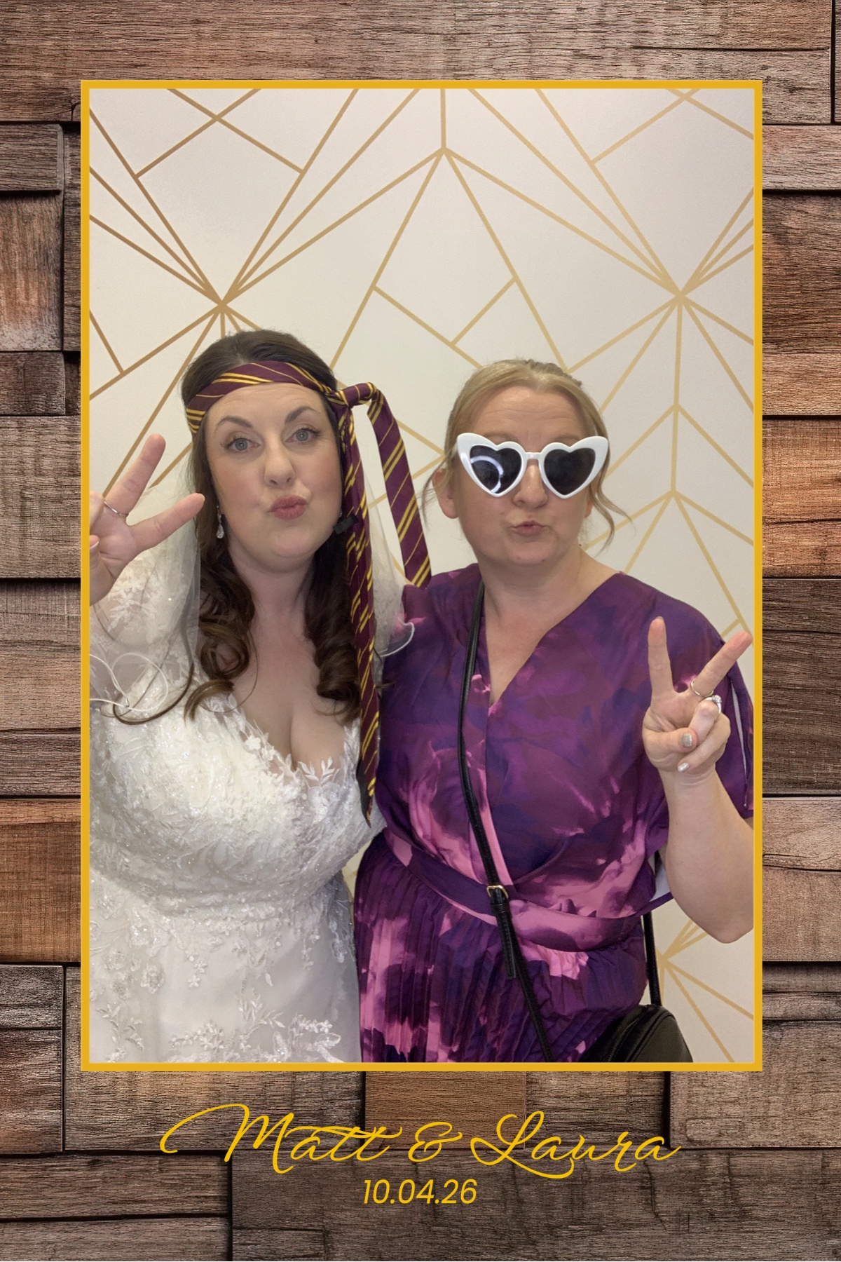 Matt & Laura | View more photos from the event at gallery.brightboxevents.co.uk/u/BrightBoxEvents/Matt-Laura