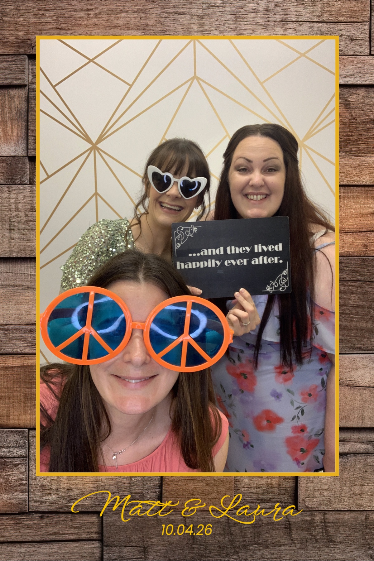 Matt & Laura | View more photos from the event at gallery.brightboxevents.co.uk/u/BrightBoxEvents/Matt-Laura