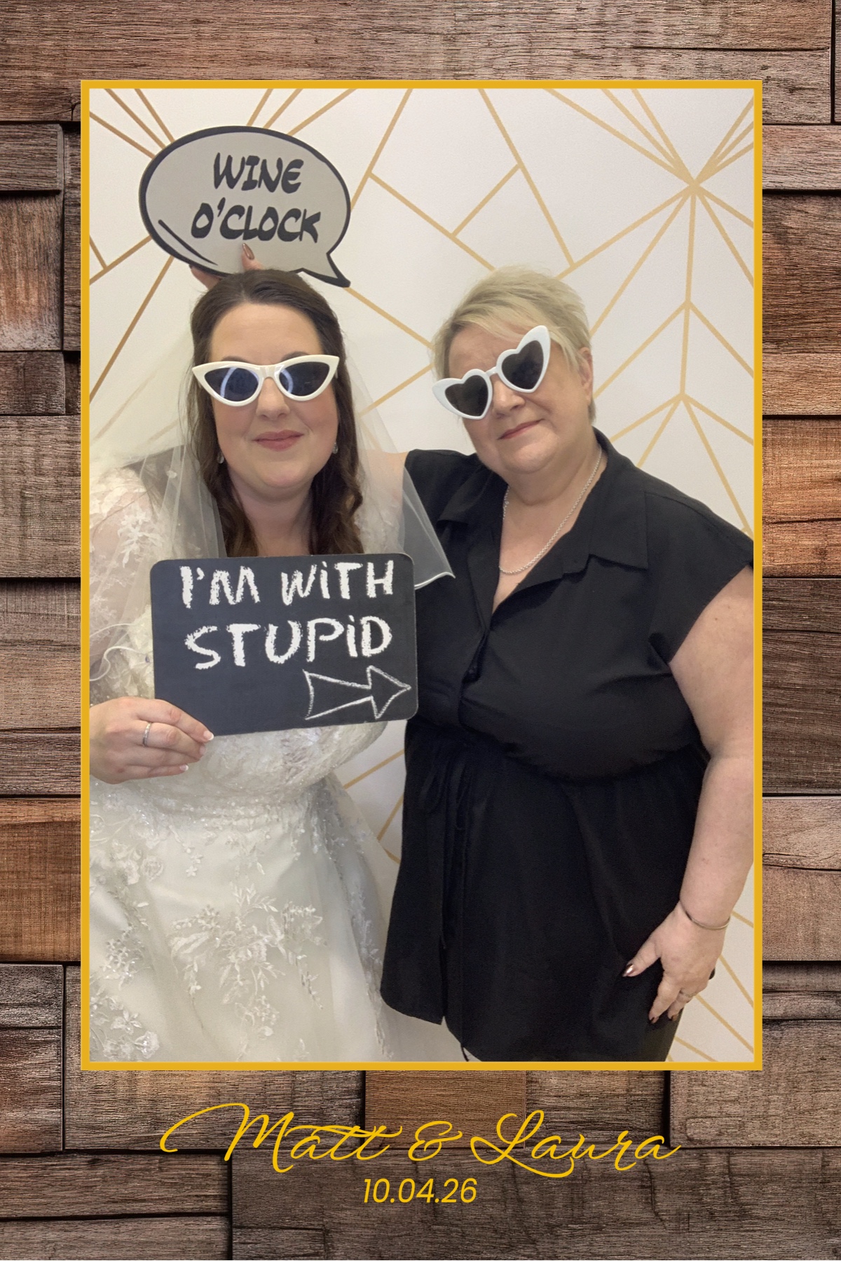 Matt & Laura | View more photos from the event at gallery.brightboxevents.co.uk/u/BrightBoxEvents/Matt-Laura