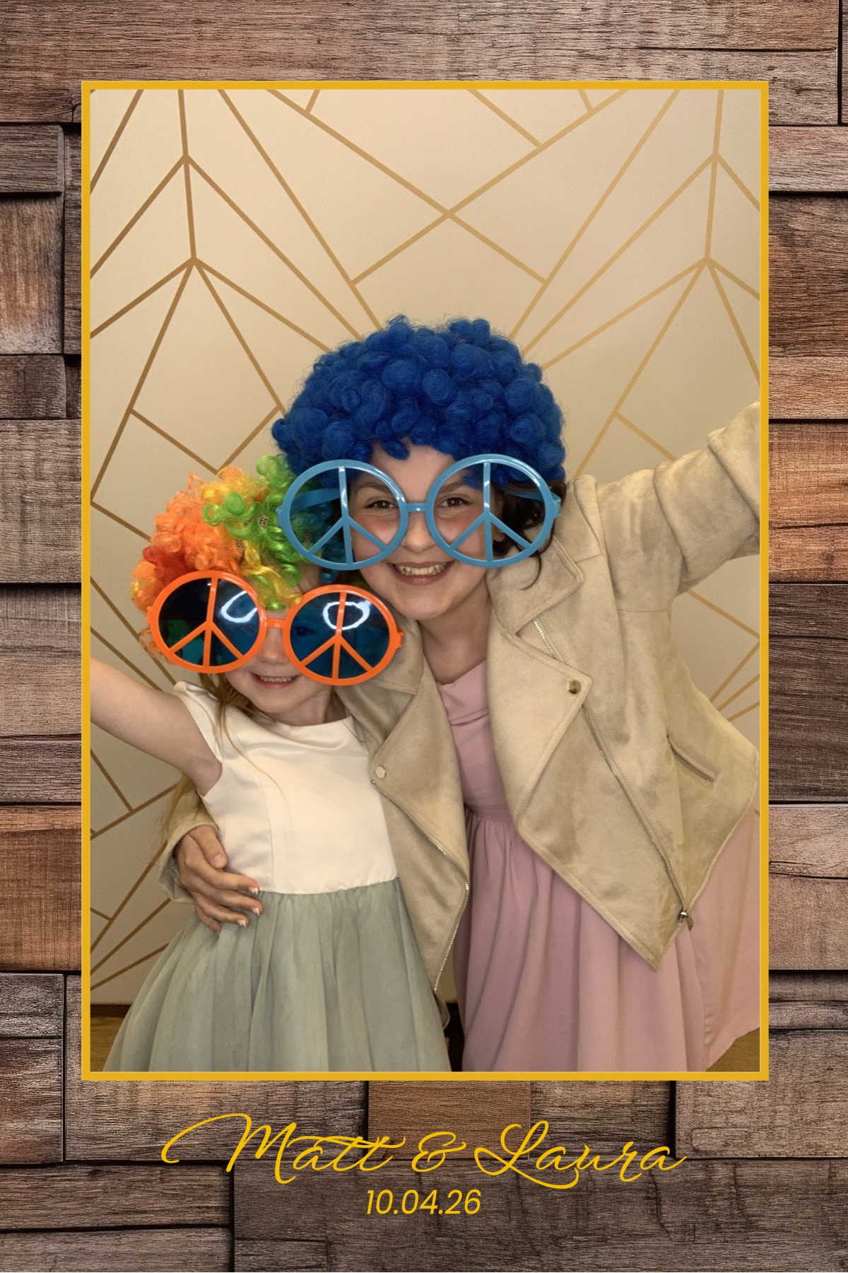 Matt & Laura | View more photos from the event at gallery.brightboxevents.co.uk/u/BrightBoxEvents/Matt-Laura