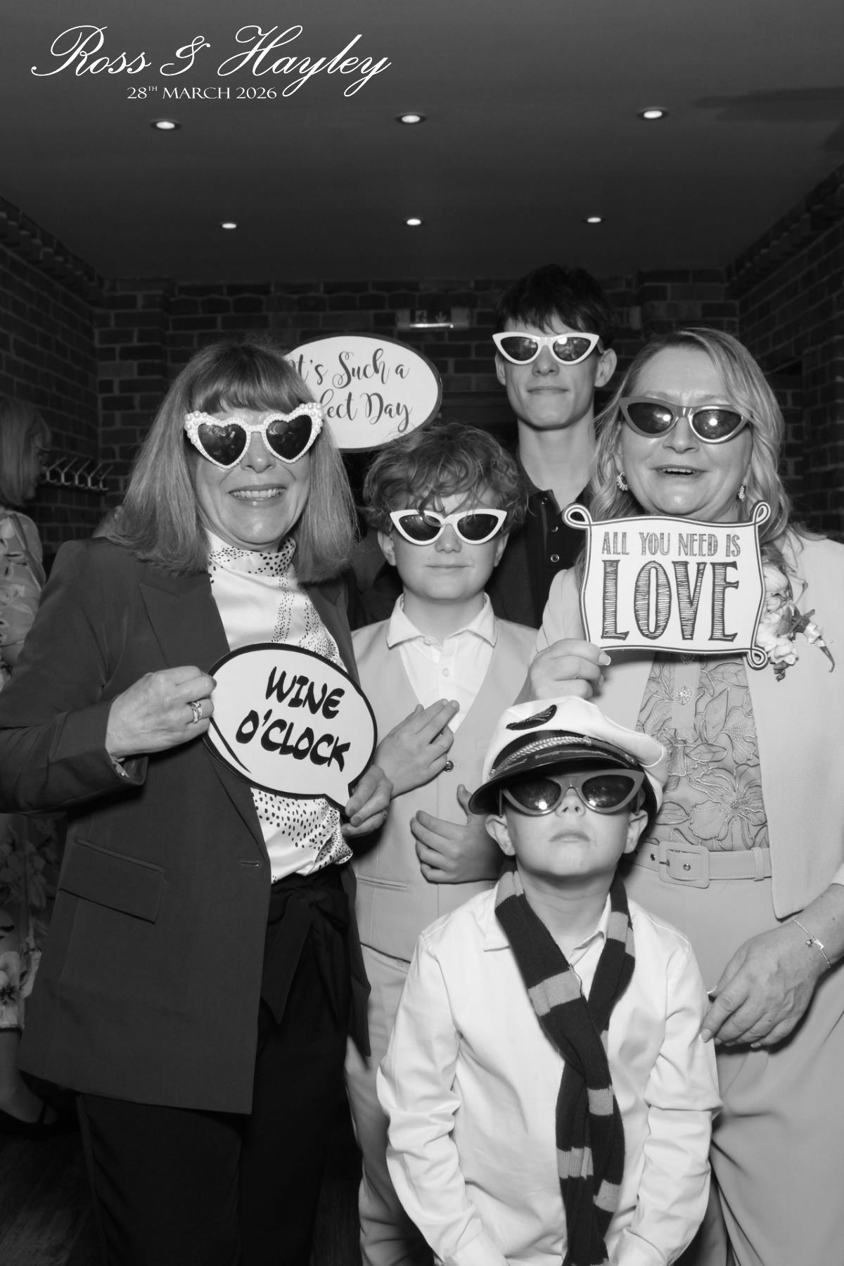 Ross & Hayley | View more photos from the event at gallery.brightboxevents.co.uk/u/BrightBoxEvents/Ross-Hayley