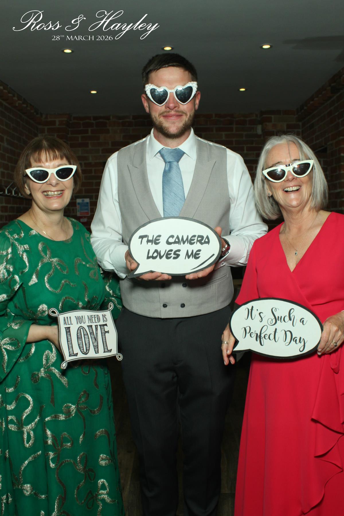 Ross & Hayley | View more photos from the event at gallery.brightboxevents.co.uk/u/BrightBoxEvents/Ross-Hayley