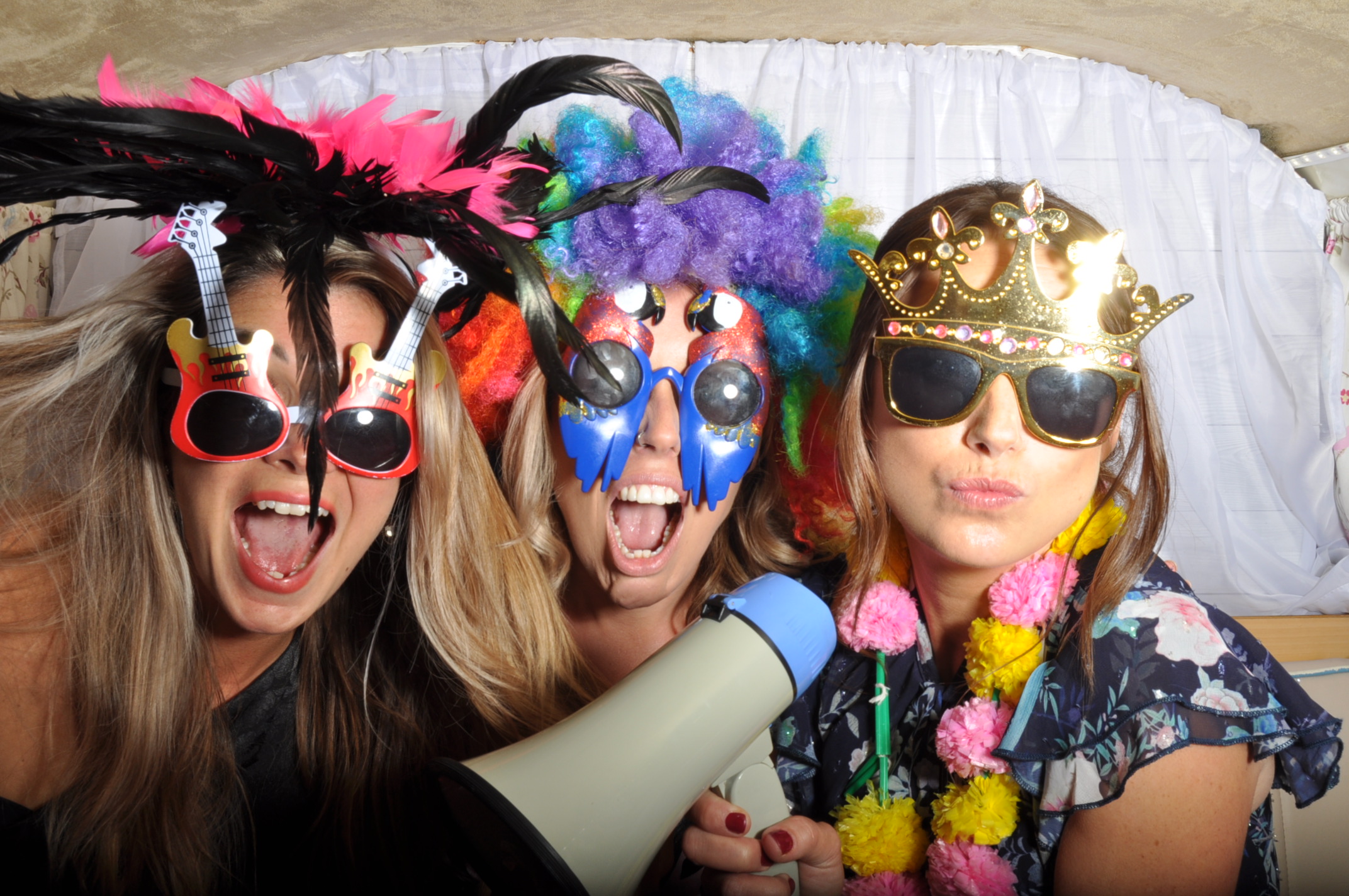 Victoria & Luke | View more photos from the event at gallery.busandbug.co.uk/u/BusAndBugVintageWeddings/Victoria-Luke