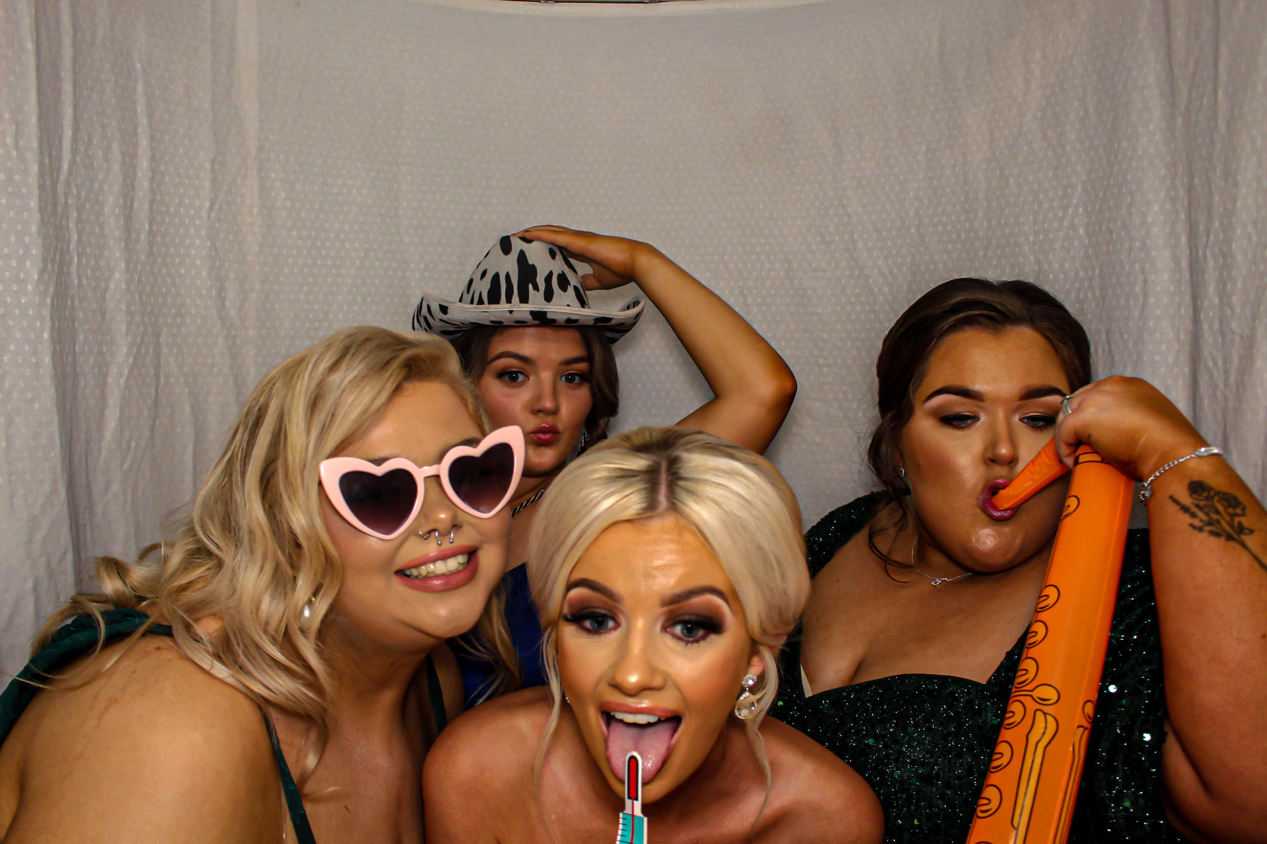Ulster University Nursing Ball 2023 | View more photos from the event at gallery.capturecube.co.uk/u/Capture-Cube/Ulster-University-Nursing-Ball-2023