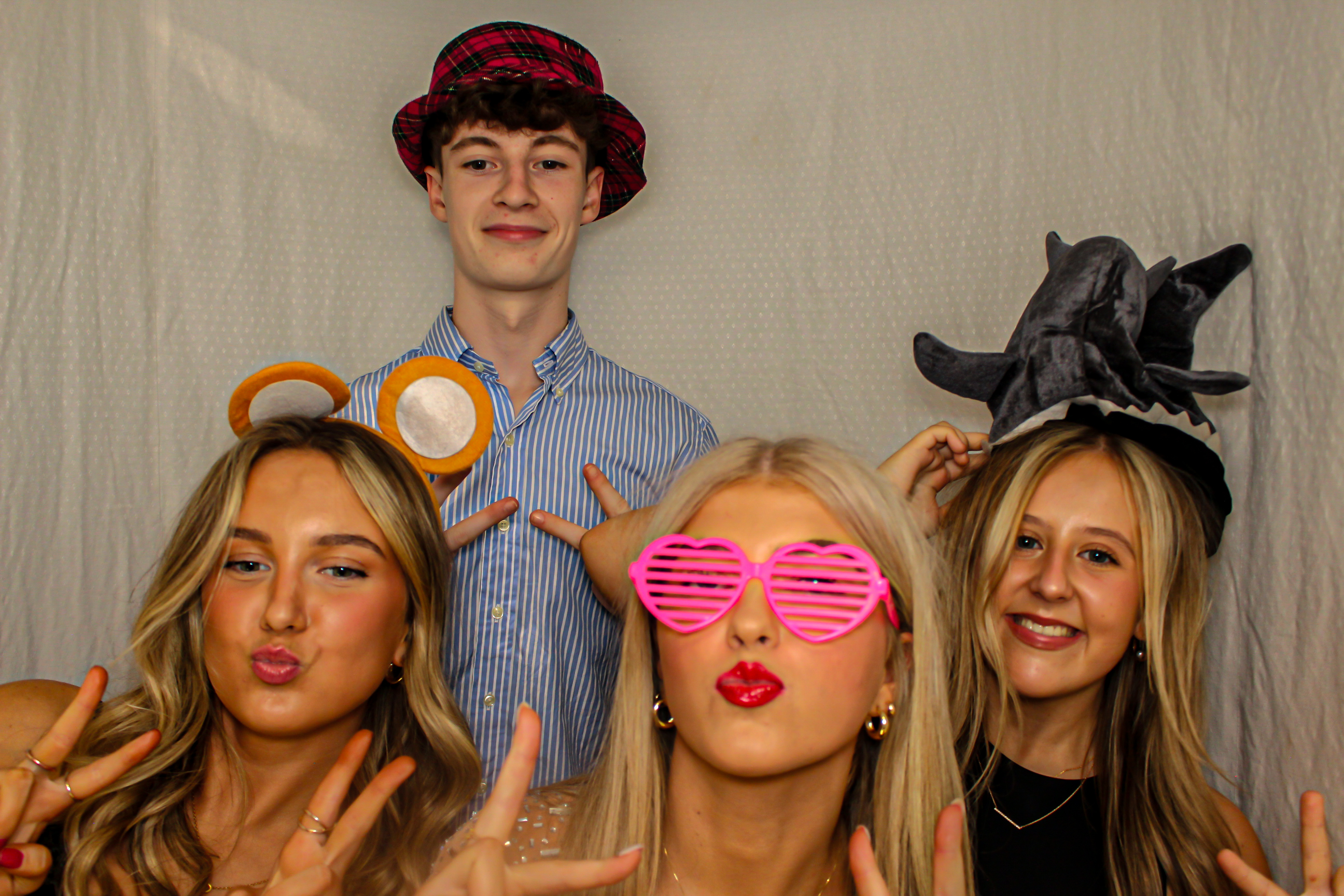 Emily's 18th Birthday Party | View more photos from the event at gallery.capturecube.co.uk/u/Capture-Cube/Emilys-18th-Birthday-Party