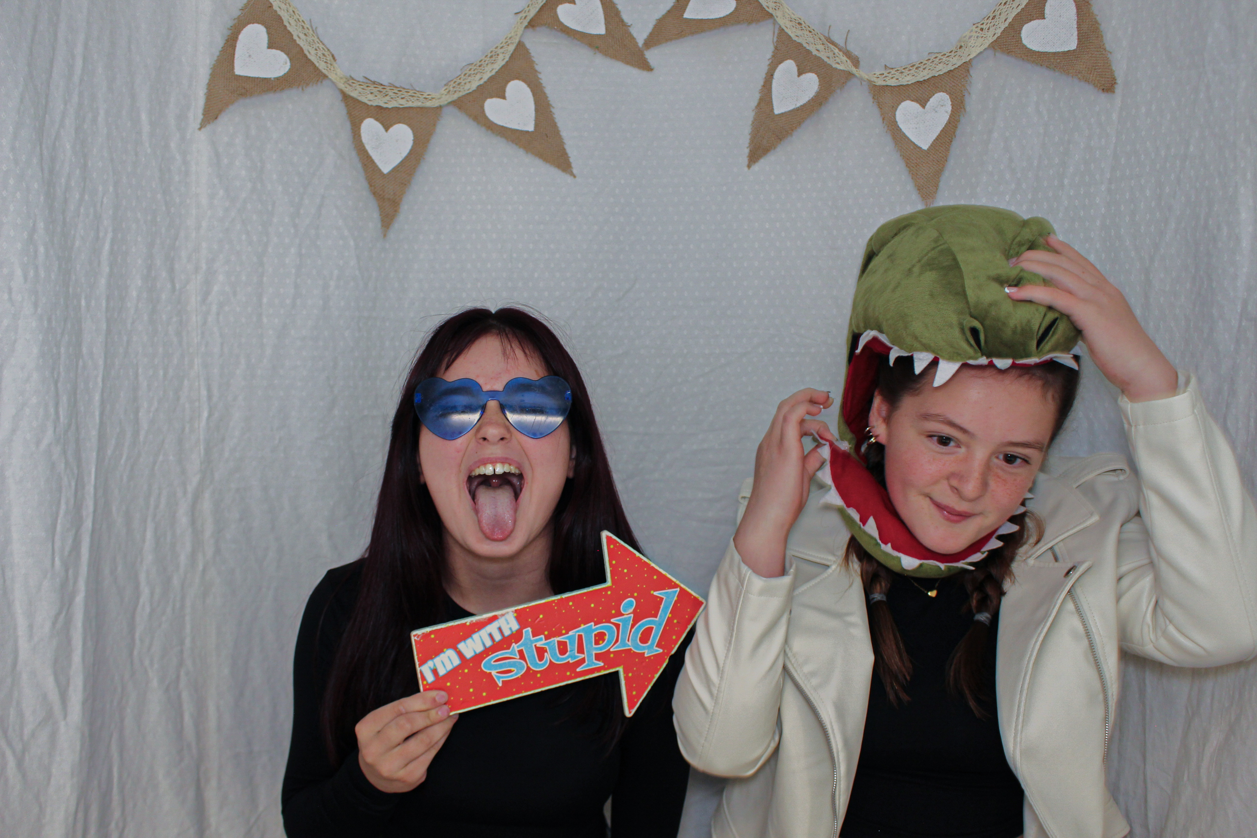 Ashleigh & Luke's Wedding Party | View more photos from the event at gallery.capturecube.co.uk/u/Capture-Cube/Ashleigh-Lukes-Wedding-Party