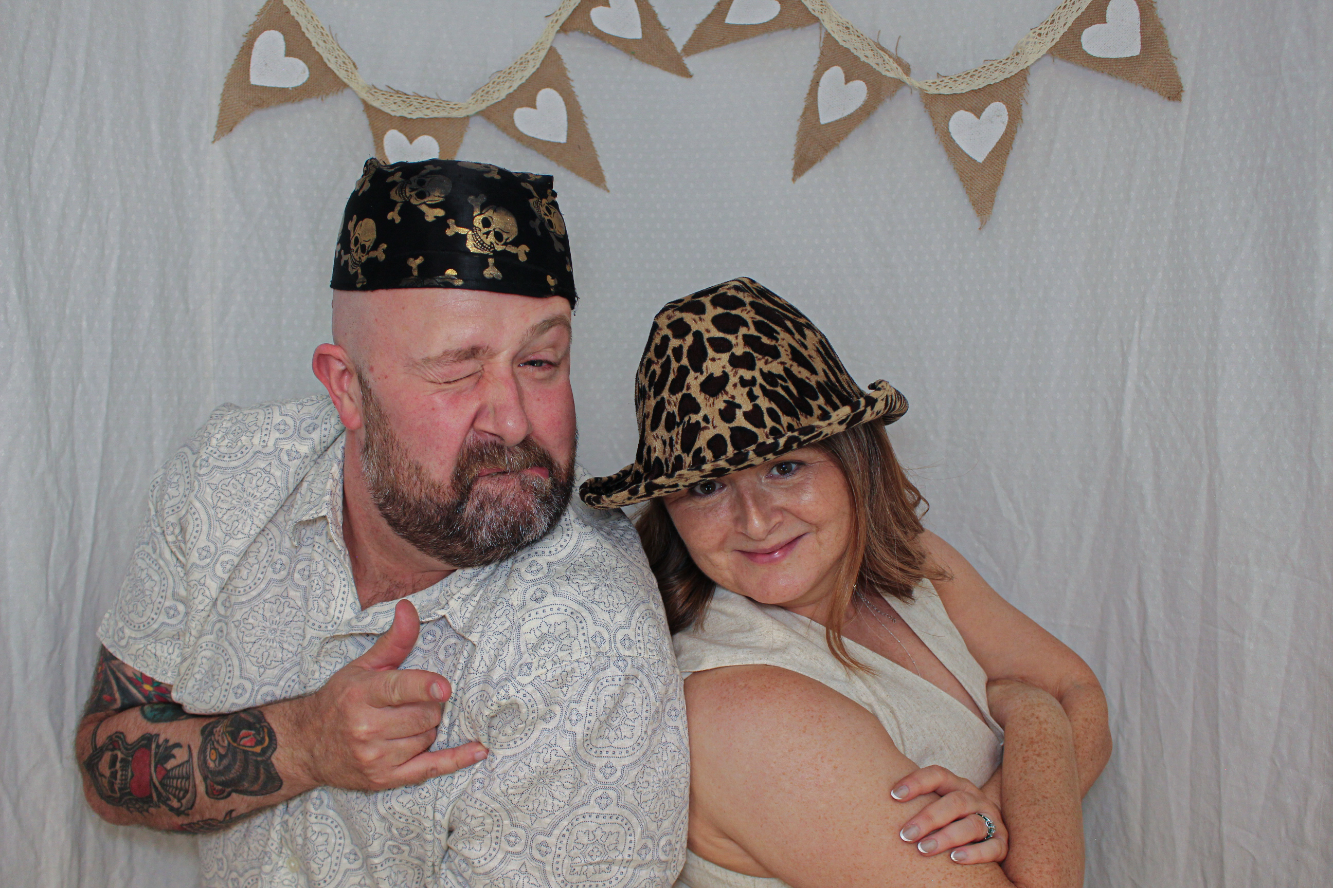 Ashleigh & Luke's Wedding Party | View more photos from the event at gallery.capturecube.co.uk/u/Capture-Cube/Ashleigh-Lukes-Wedding-Party