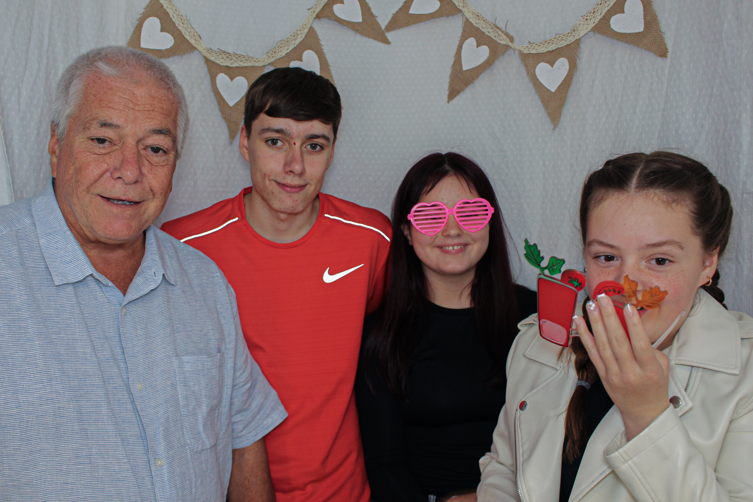 Ashleigh & Luke's Wedding Party | View more photos from the event at gallery.capturecube.co.uk/u/Capture-Cube/Ashleigh-Lukes-Wedding-Party