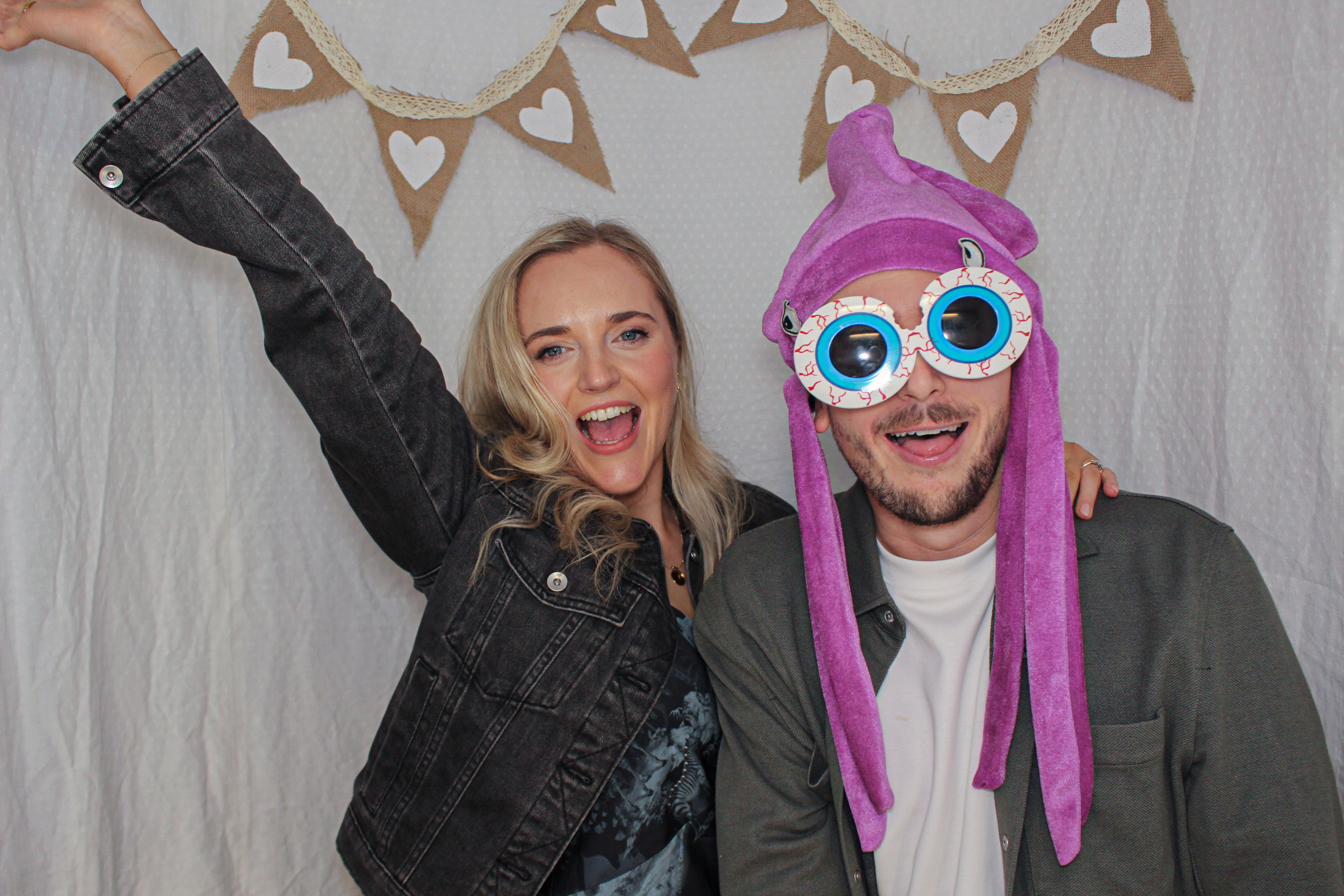 Ashleigh & Luke's Wedding Party | View more photos from the event at gallery.capturecube.co.uk/u/Capture-Cube/Ashleigh-Lukes-Wedding-Party
