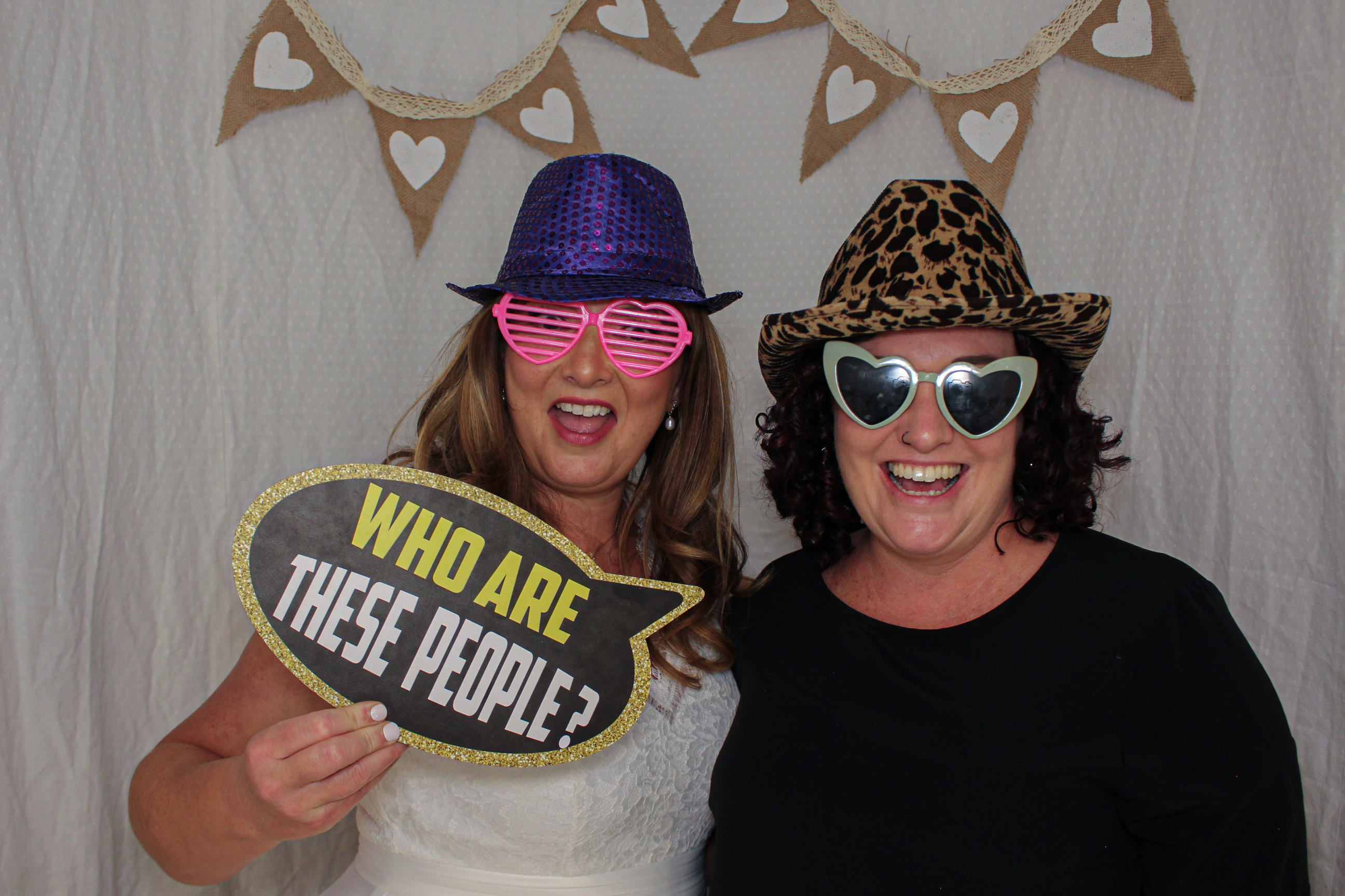 Ashleigh & Luke's Wedding Party | View more photos from the event at gallery.capturecube.co.uk/u/Capture-Cube/Ashleigh-Lukes-Wedding-Party