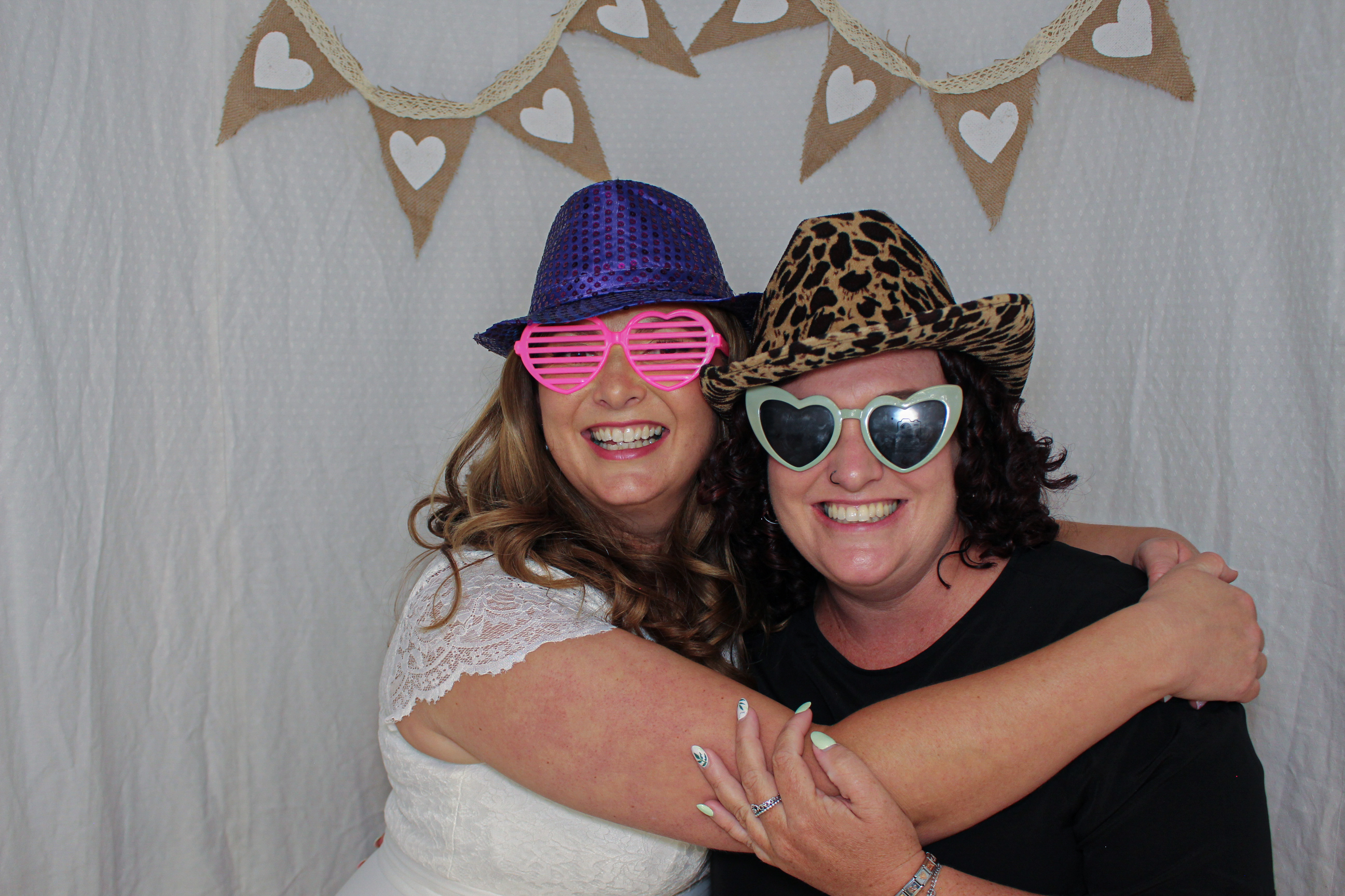 Ashleigh & Luke's Wedding Party | View more photos from the event at gallery.capturecube.co.uk/u/Capture-Cube/Ashleigh-Lukes-Wedding-Party