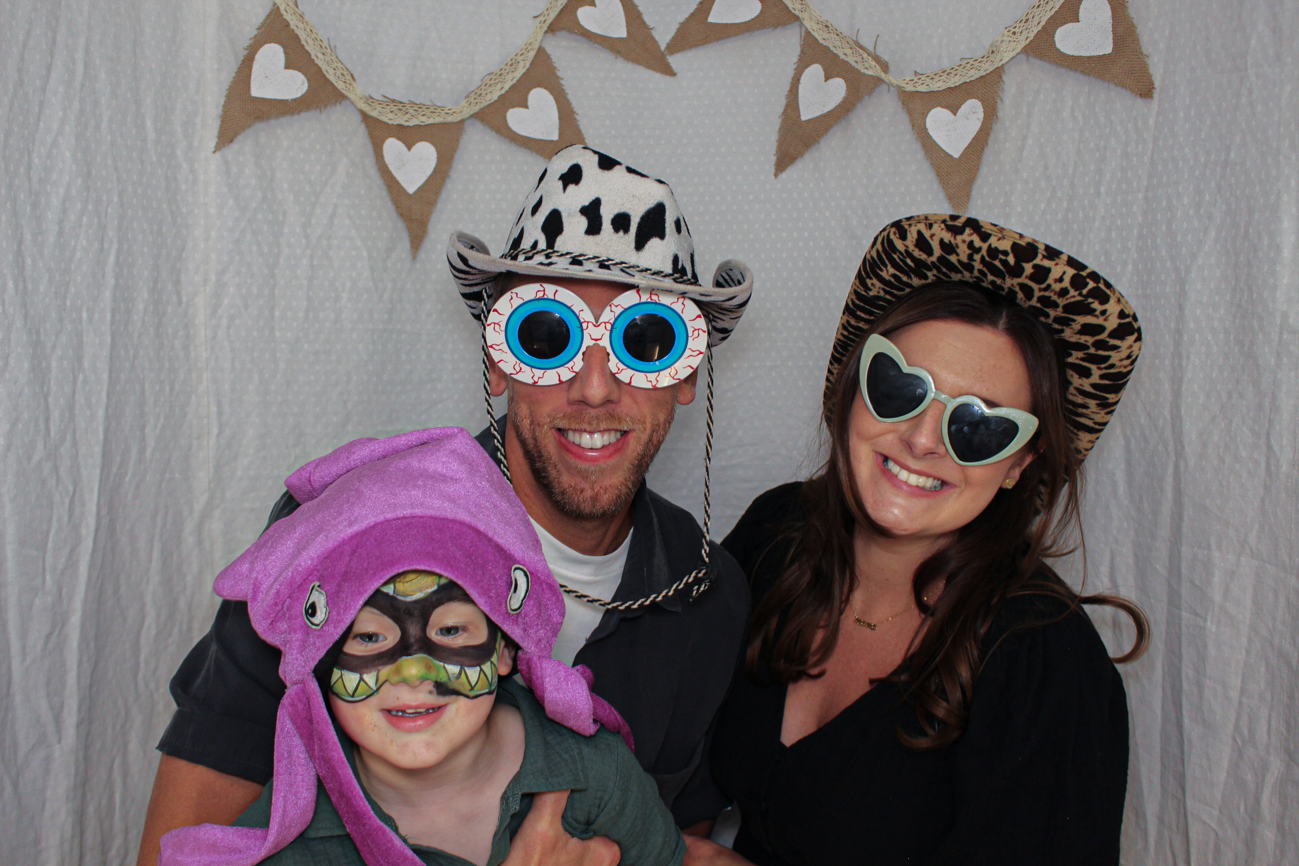 Ashleigh & Luke's Wedding Party | View more photos from the event at gallery.capturecube.co.uk/u/Capture-Cube/Ashleigh-Lukes-Wedding-Party